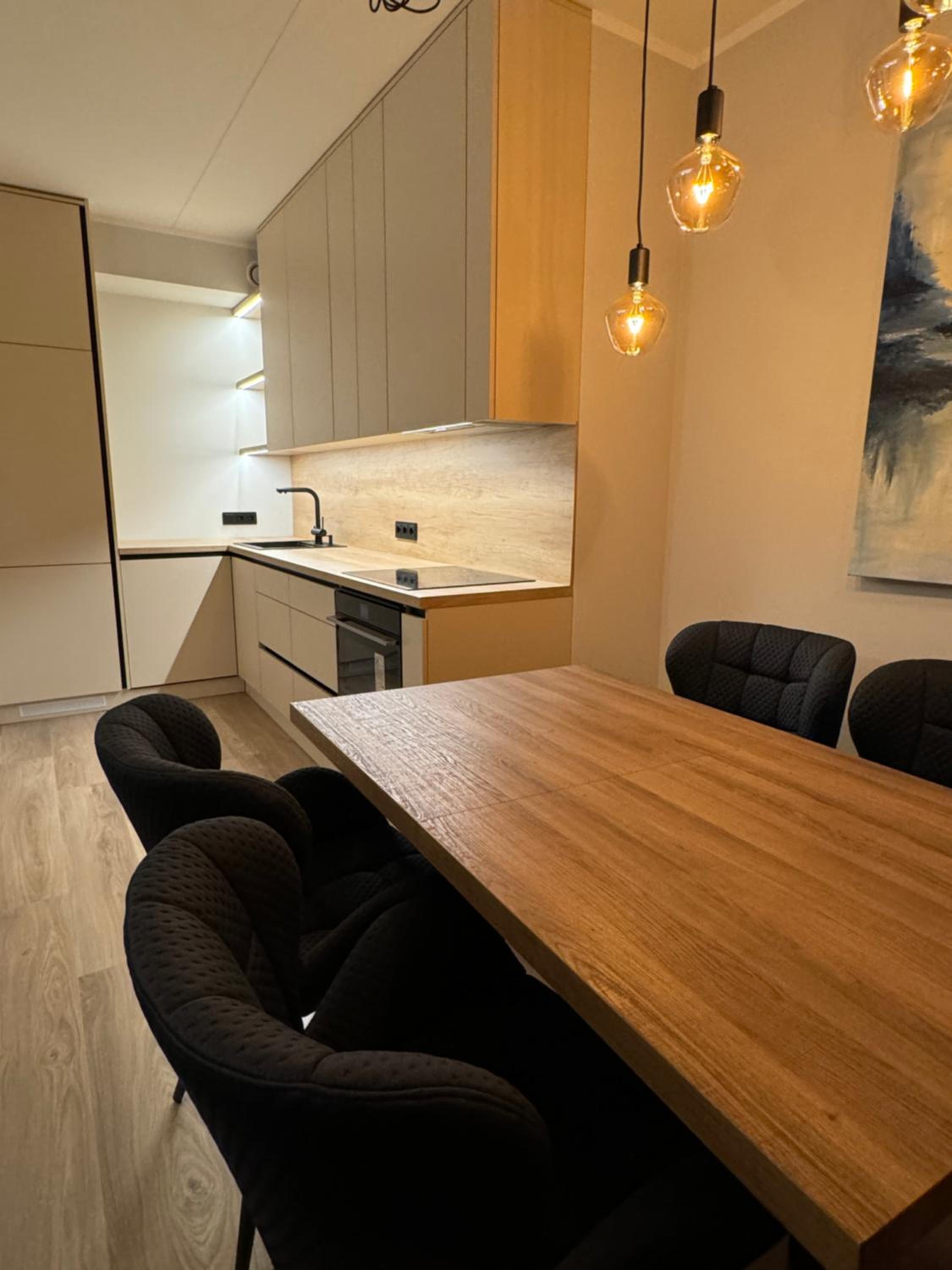 Modern 4-Room compact flat with parking in Riga view 5
