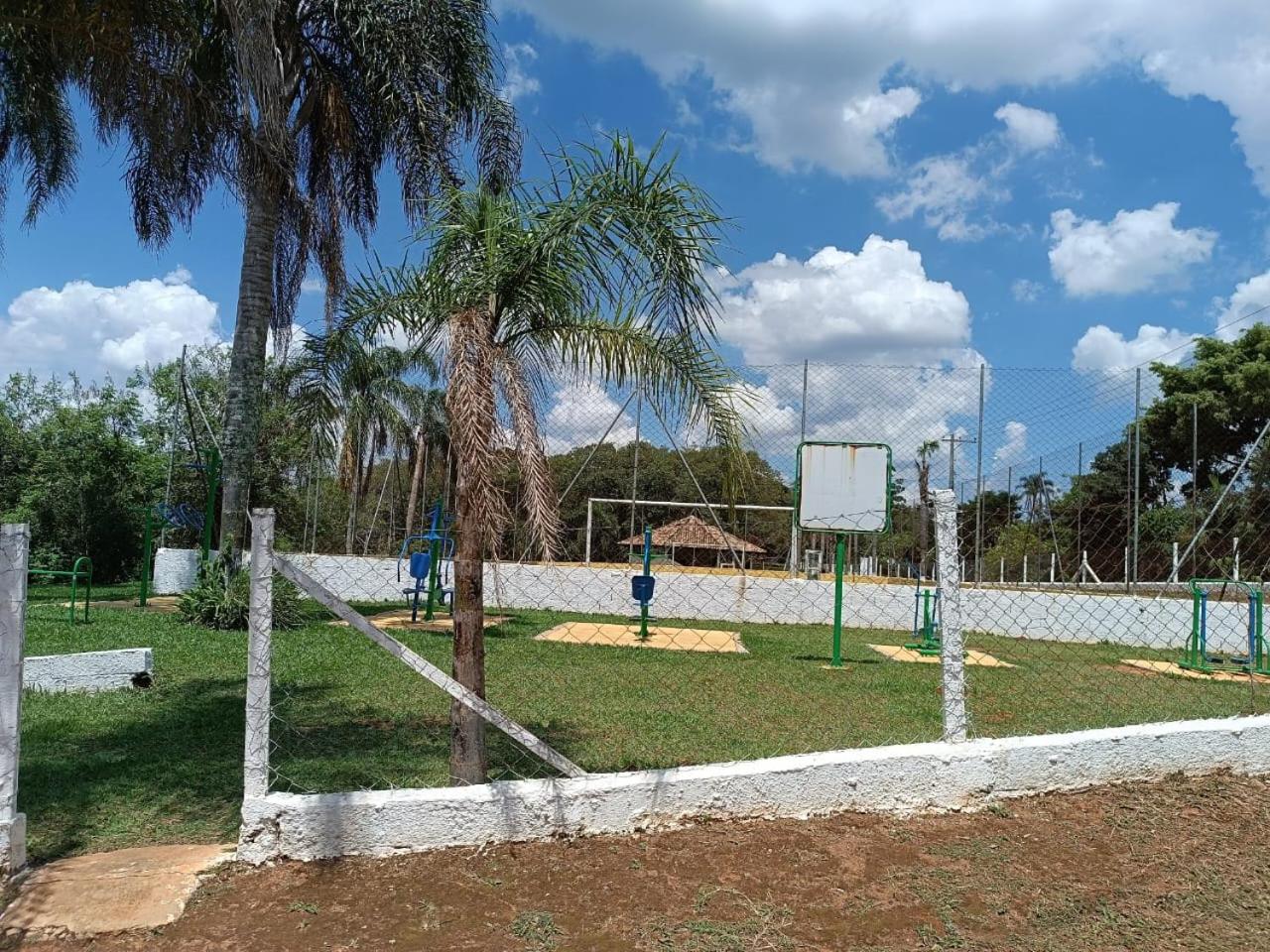 Piscina Climatizada - Chácara em Condominio