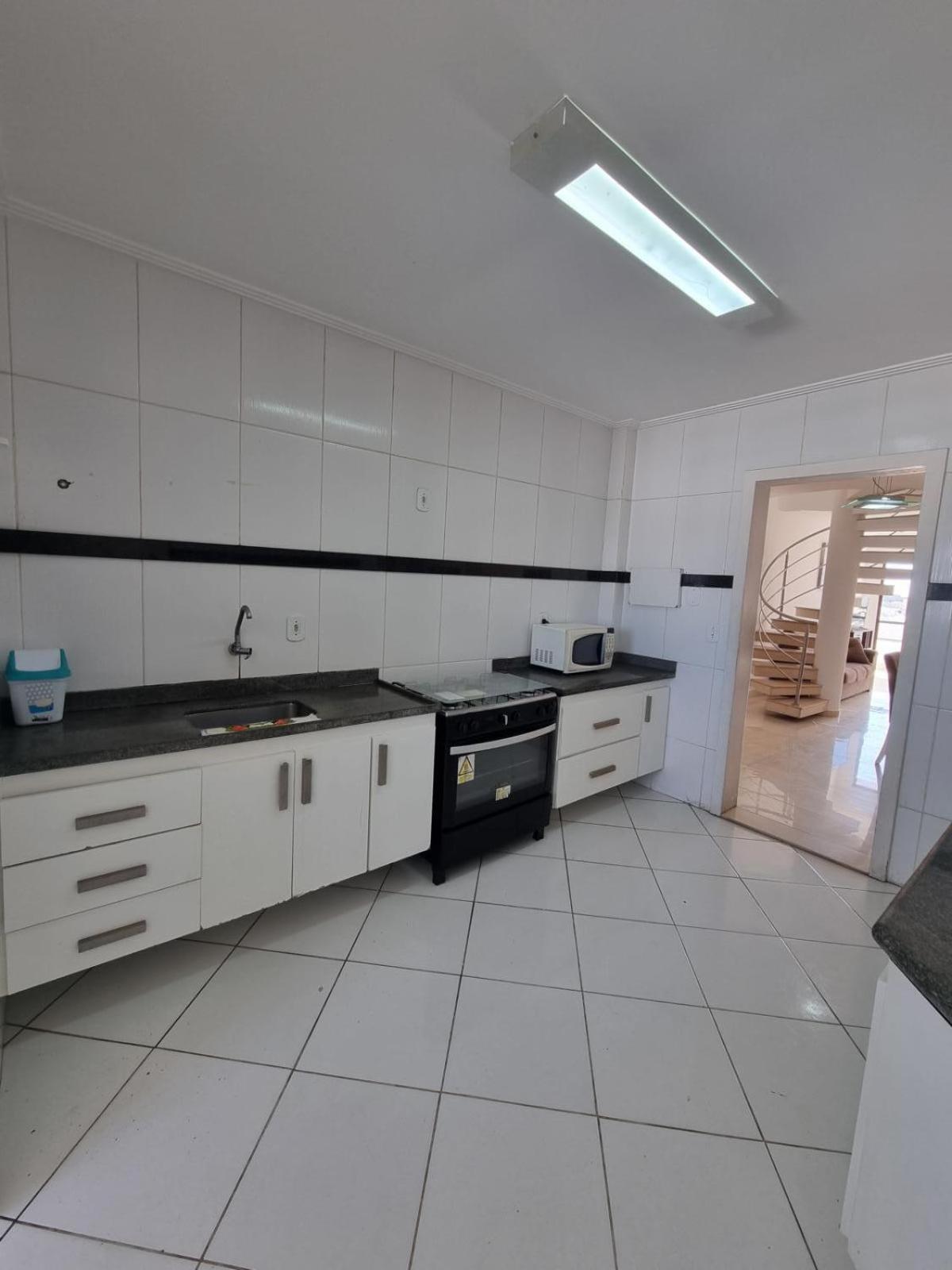 Guarapari Praia - Cobertura 6 quartos com piscina e churrasqueira