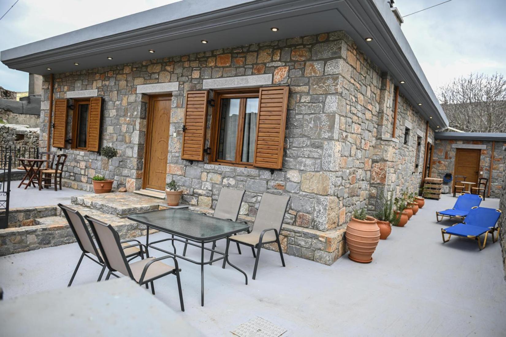 Mountain House Perampela
