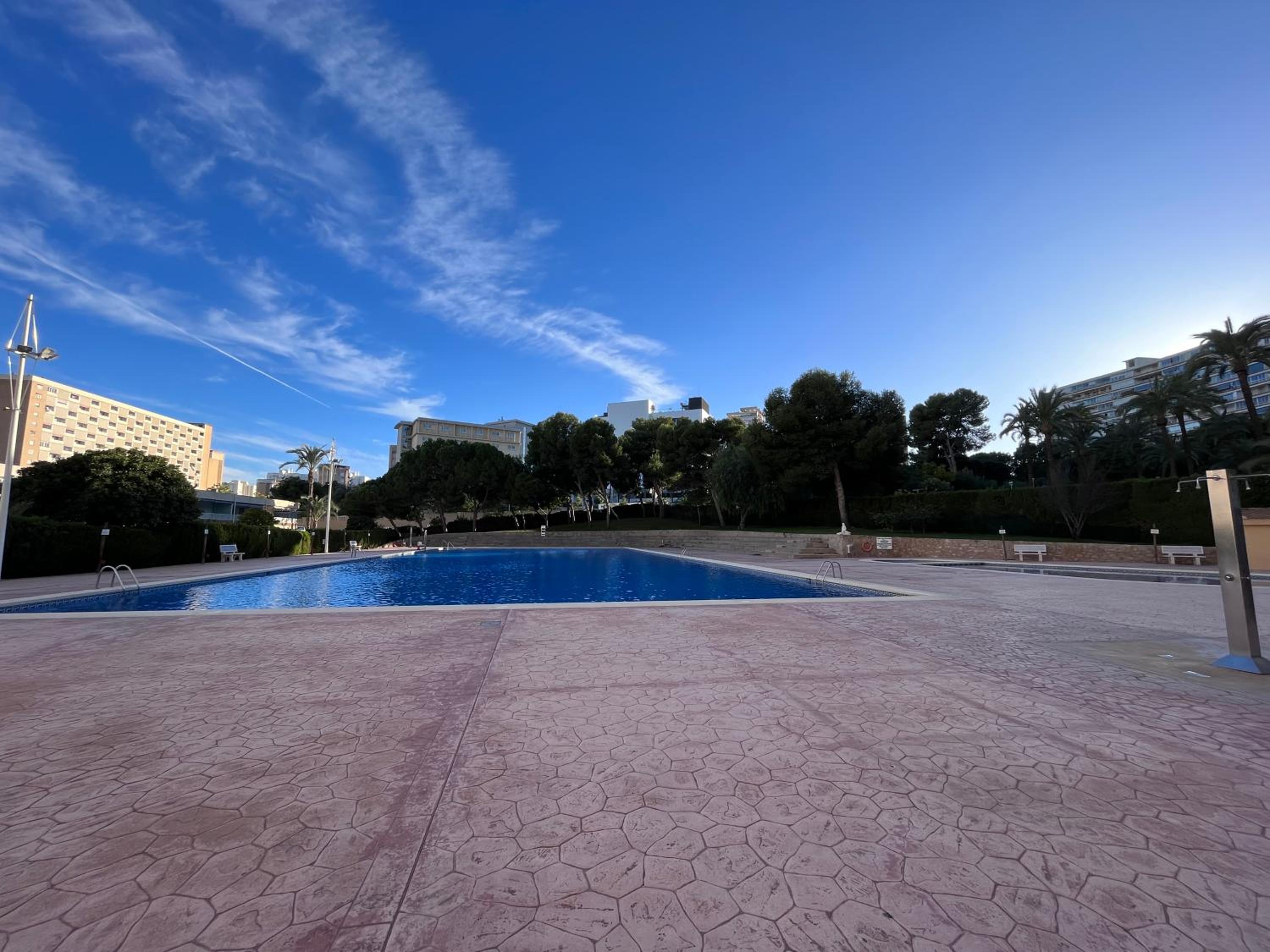 Apartamento con terraza en San Juan Playa