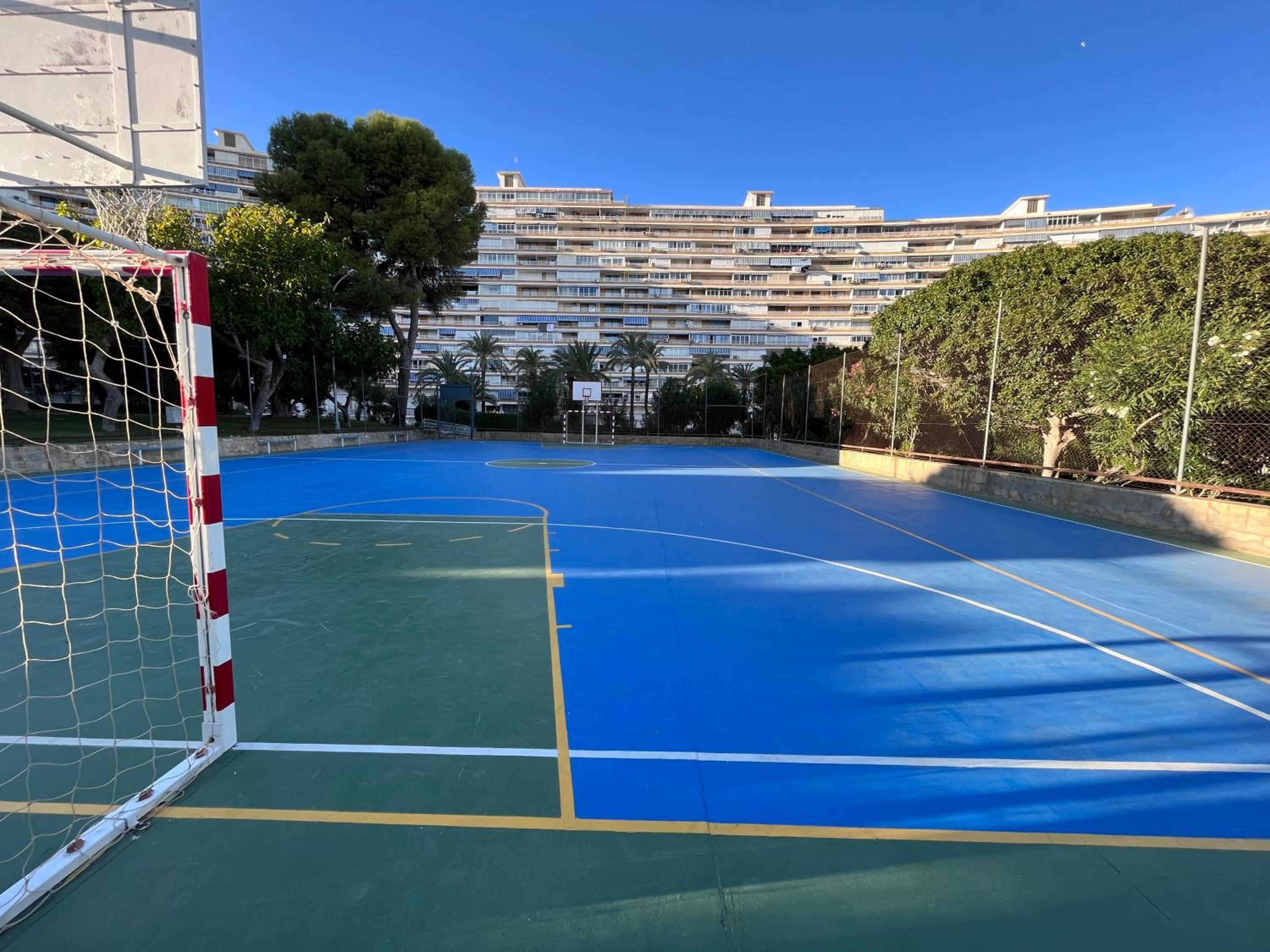 Apartamento con terraza en San Juan Playa