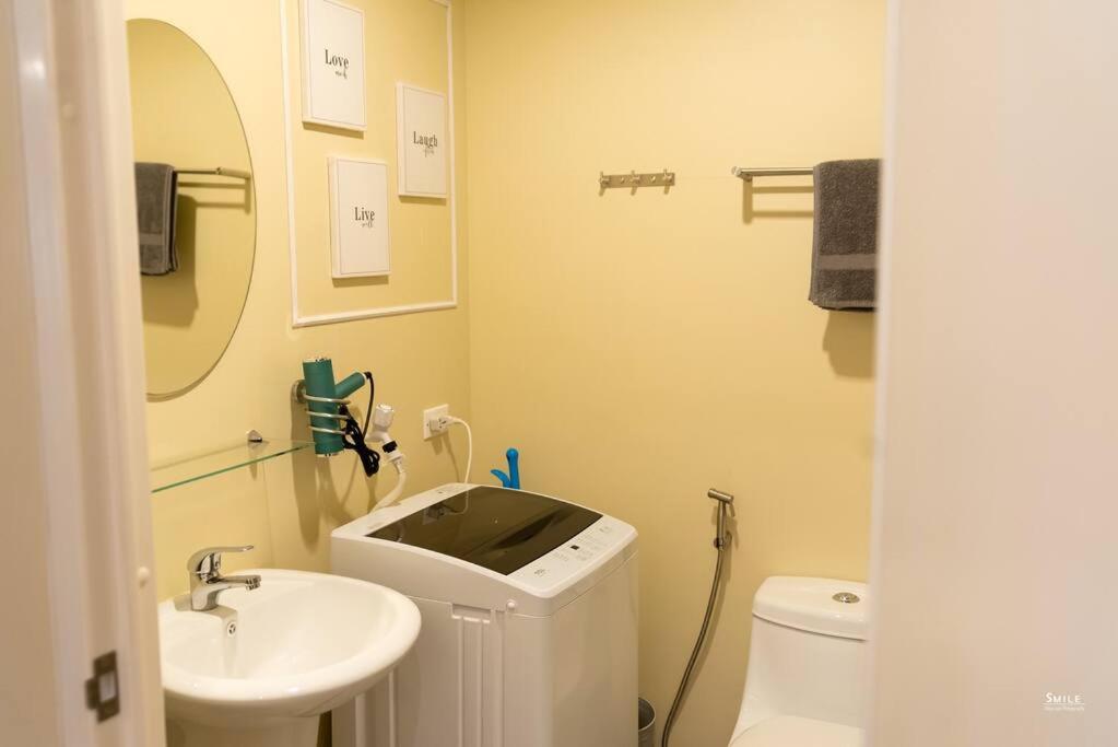 Stylish Studio in Cebu IT Park view 5