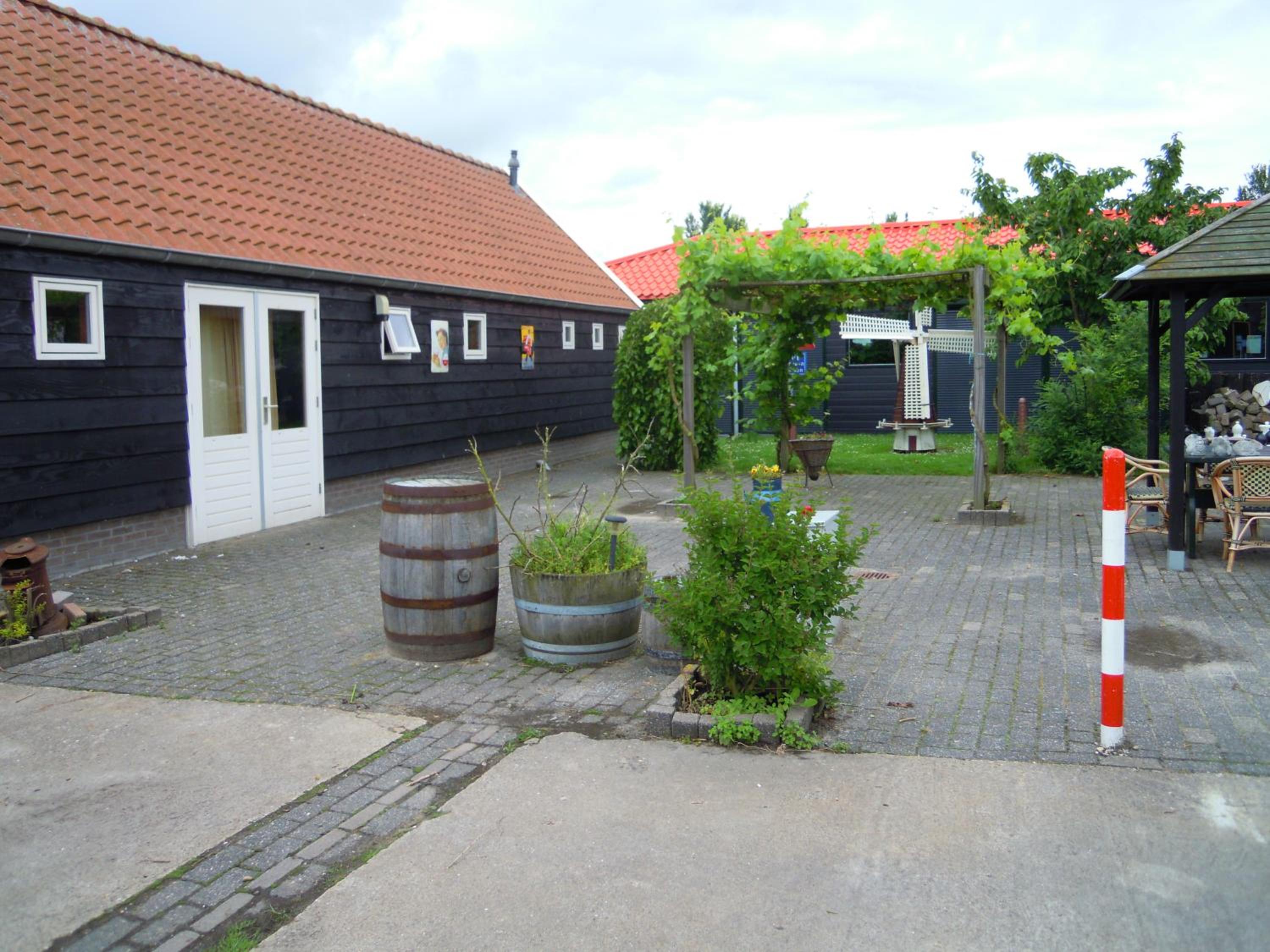 Photo 18