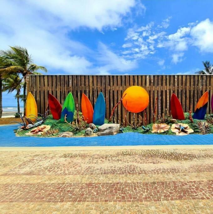 Ap Pé na areia! Vista incrível Sua família merece!