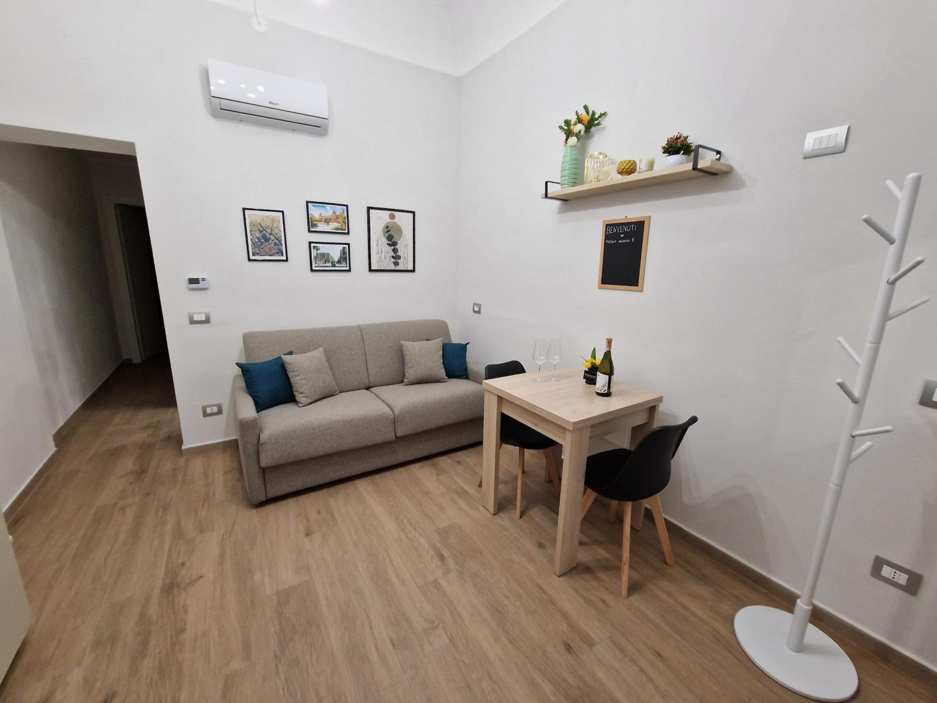 Piccolo Incanto apartment en Palermo — hotel room