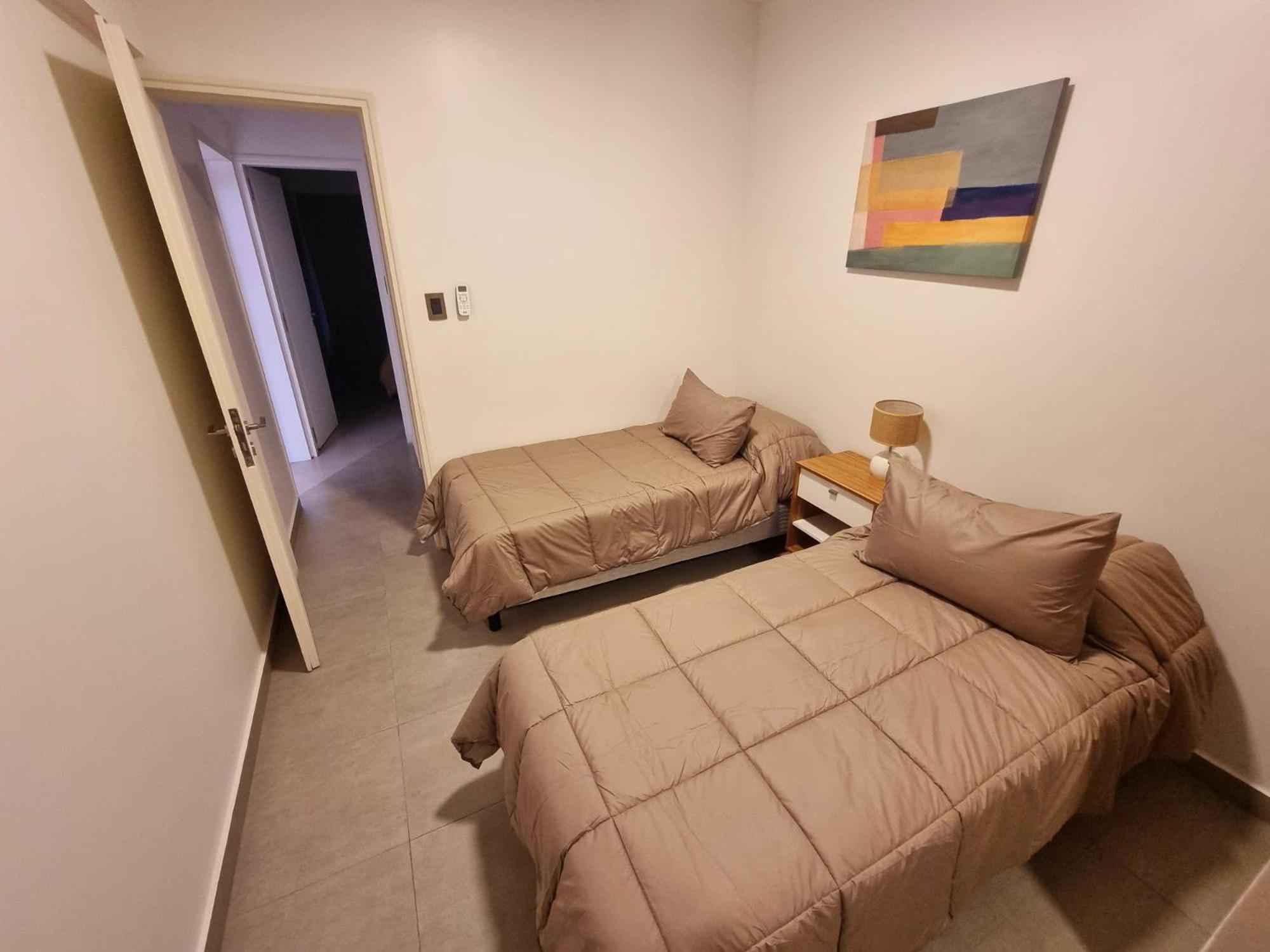 Departamento a estrenar, frente al parque