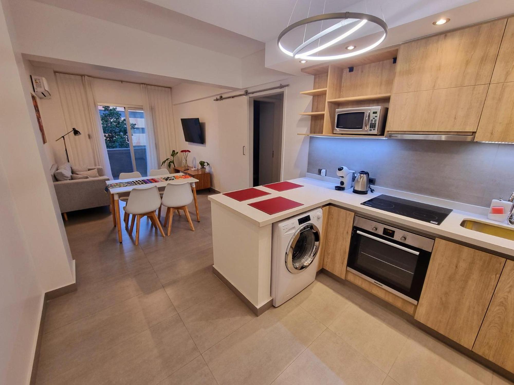 Departamento a estrenar, frente al parque