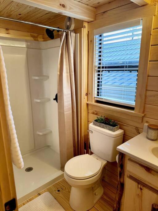 Charming Log Cabin with Loft on Lake James- Private Resort Amenities view 4