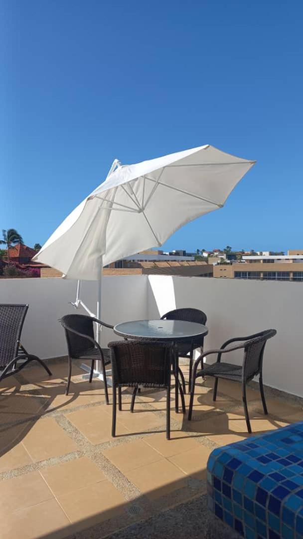 PH1401 Hotel Margarita Real
