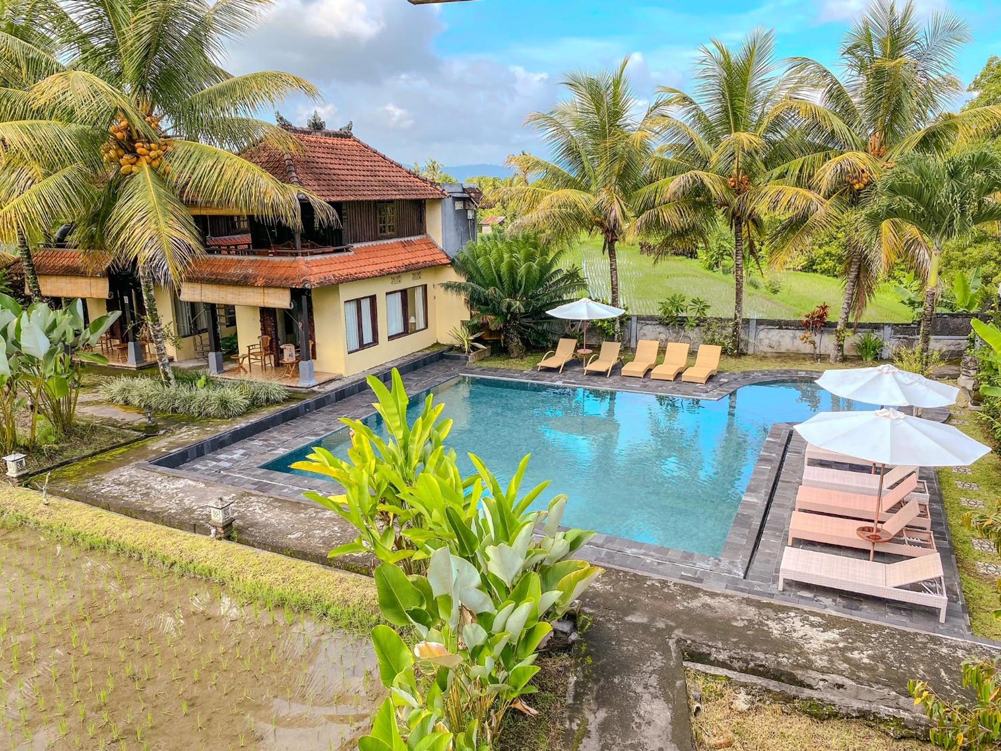 Atres Villa