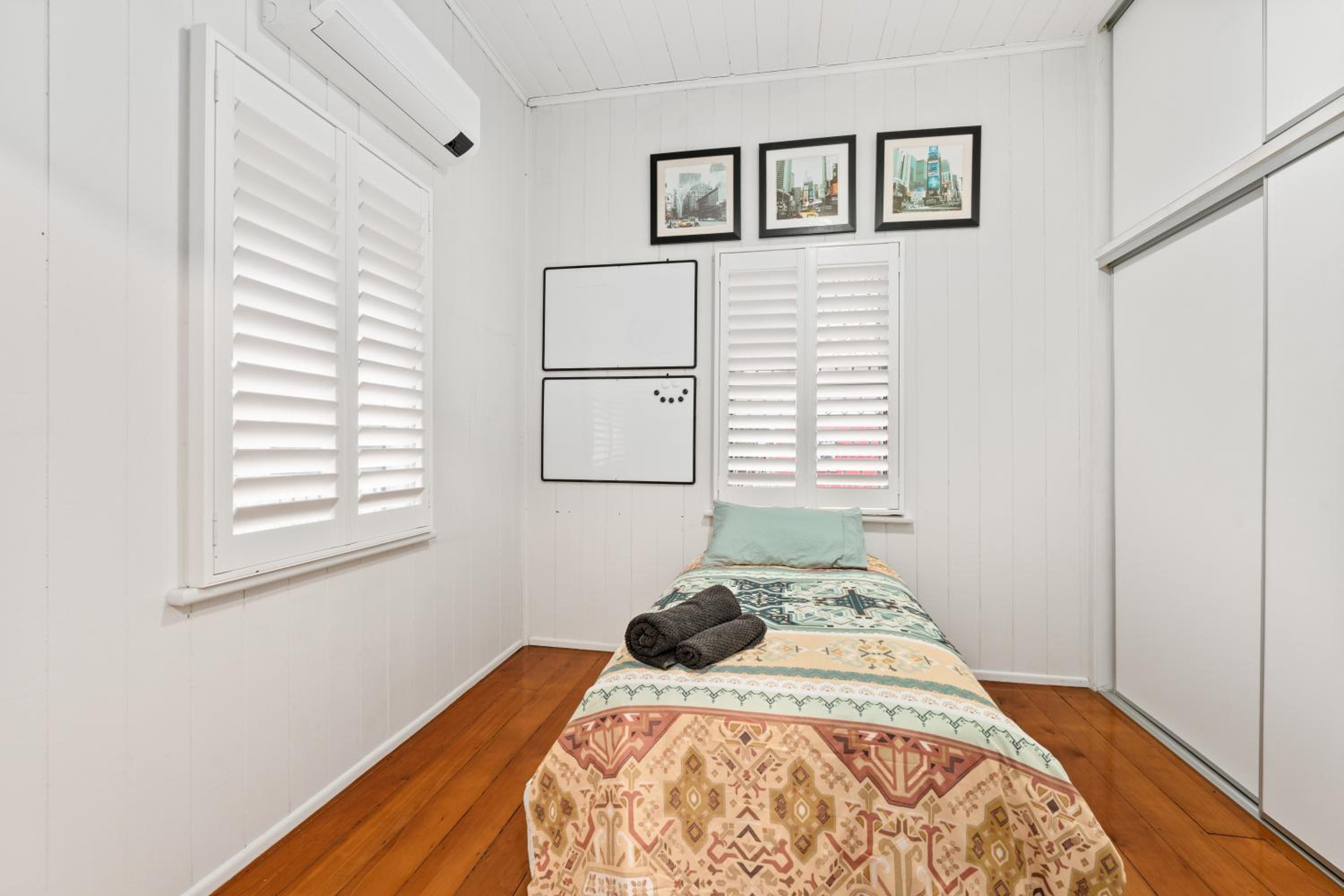 Spacious and Charming Queenslander in Ipswich