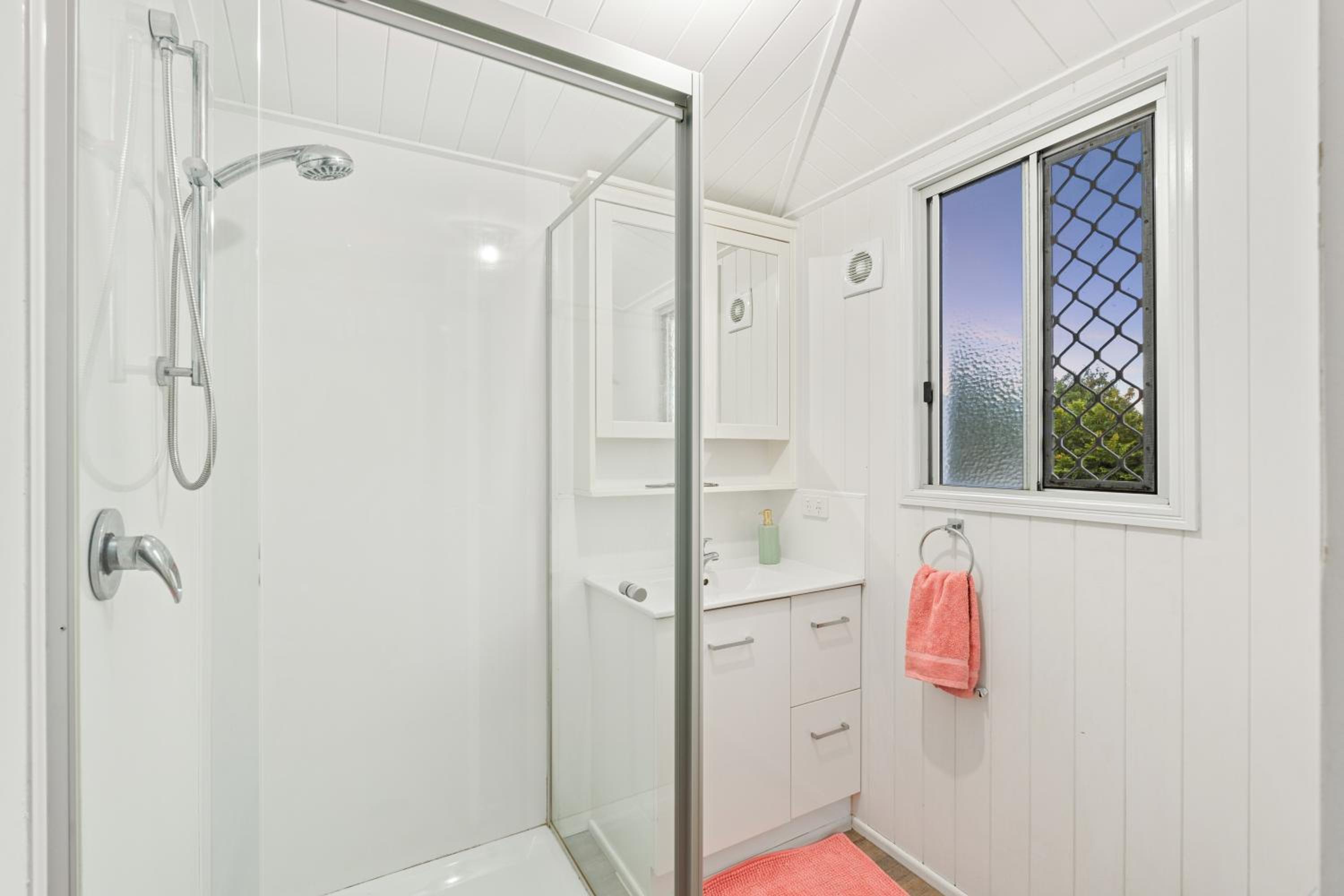 Spacious and Charming Queenslander in Ipswich
