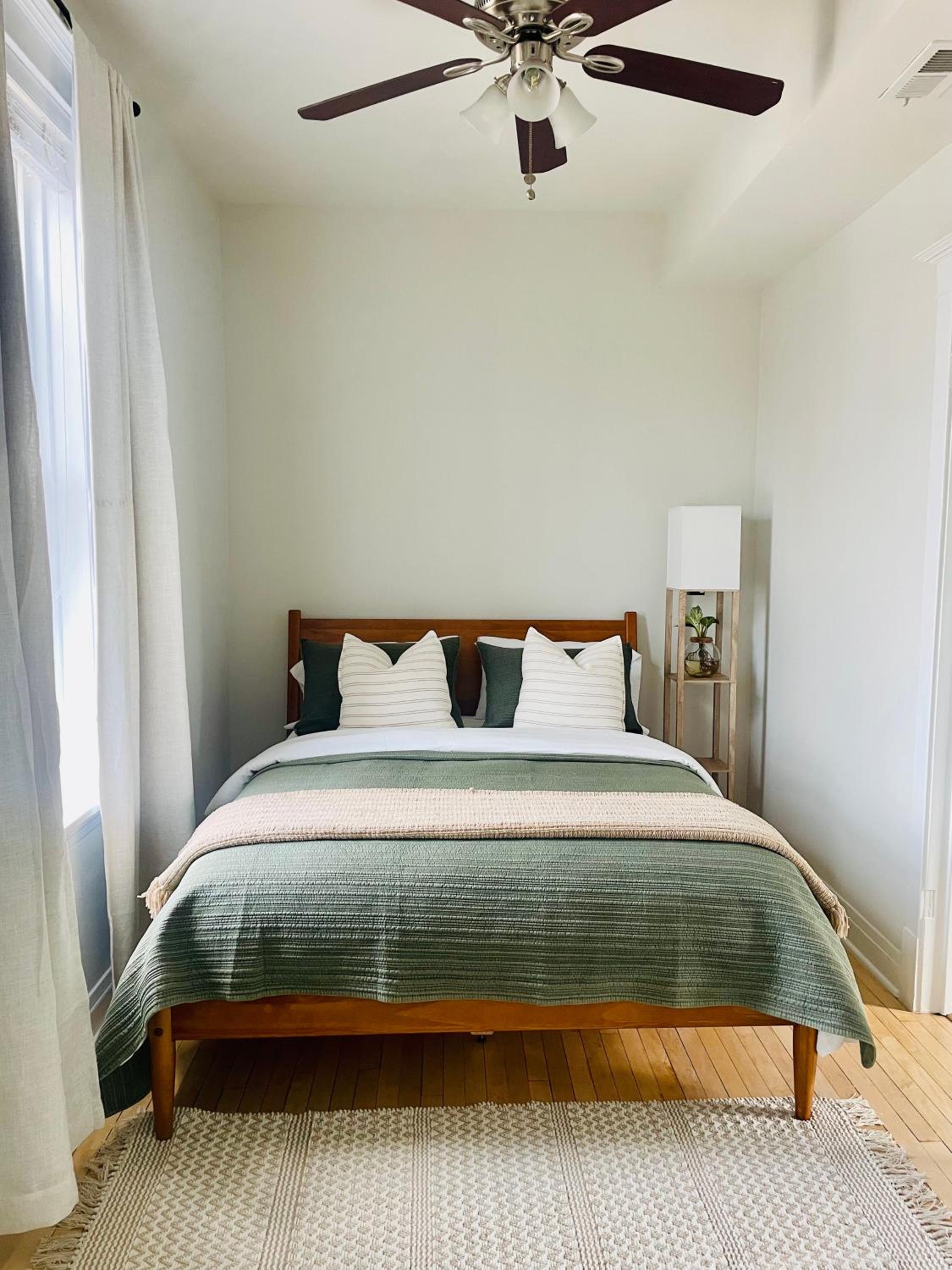 Stunning 4BD/2BA Getaway Chicago photo 2