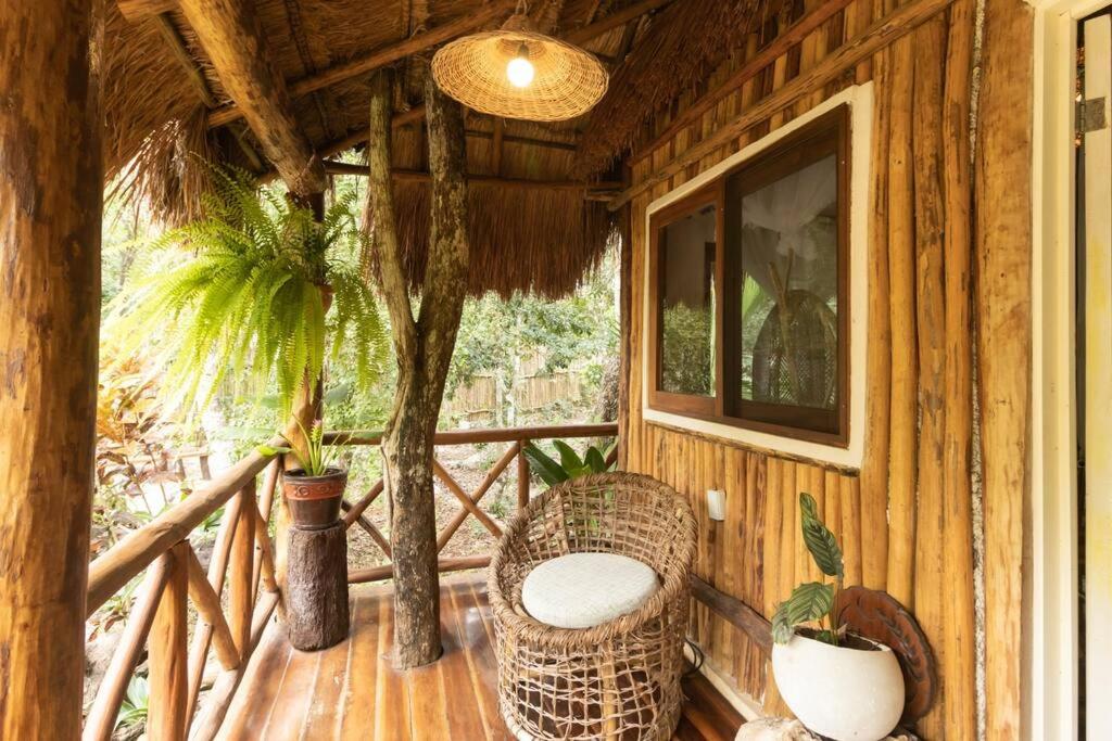 Selvaluna cabaña eco-chic view 5