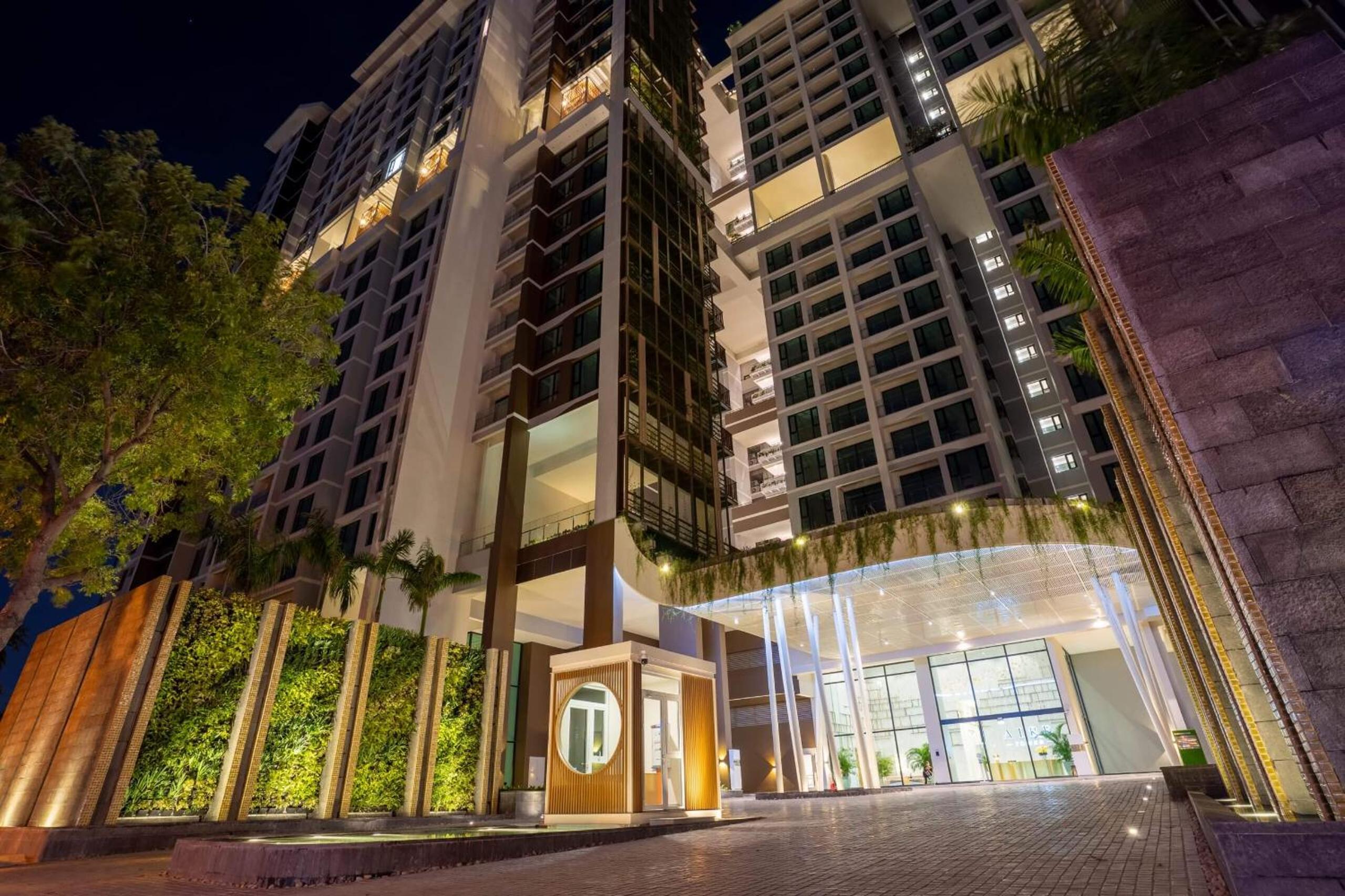 Hotel Homie's Dedge Thao Dien Luxury Apartment - Image 1