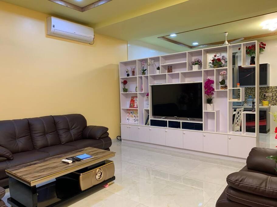 Saina Dive Residence - Fuvahmulah, Maldives view 4