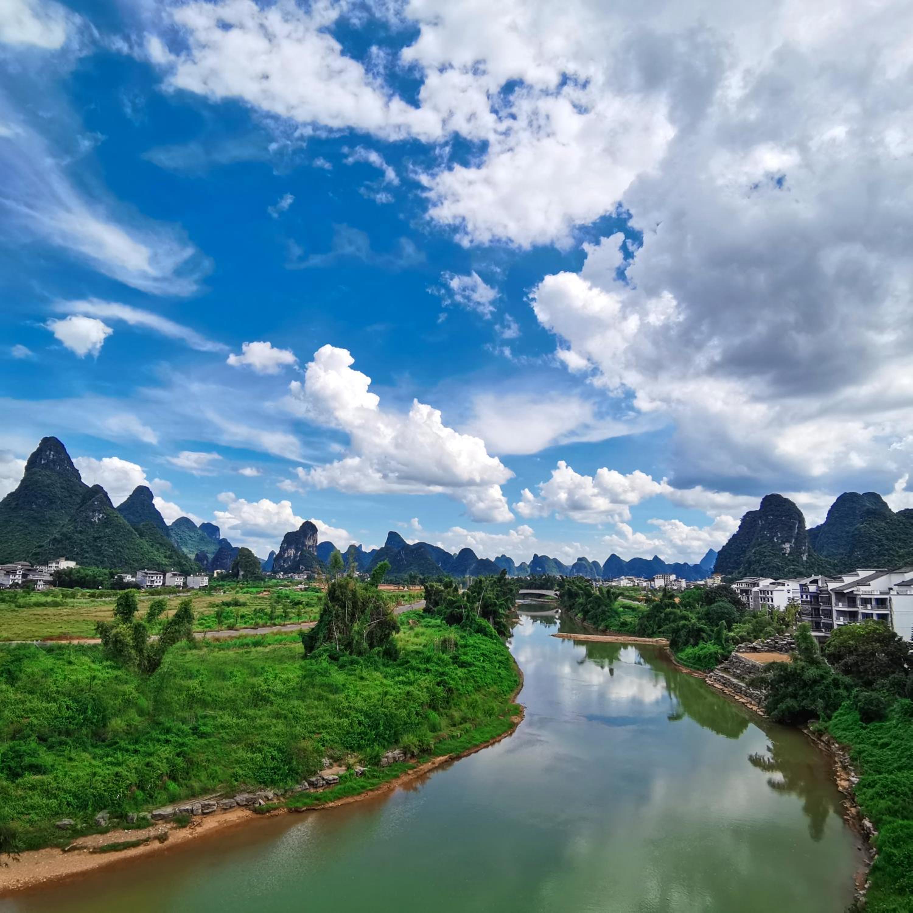 Guilin Yangshuo Waterhouse River View Villa
