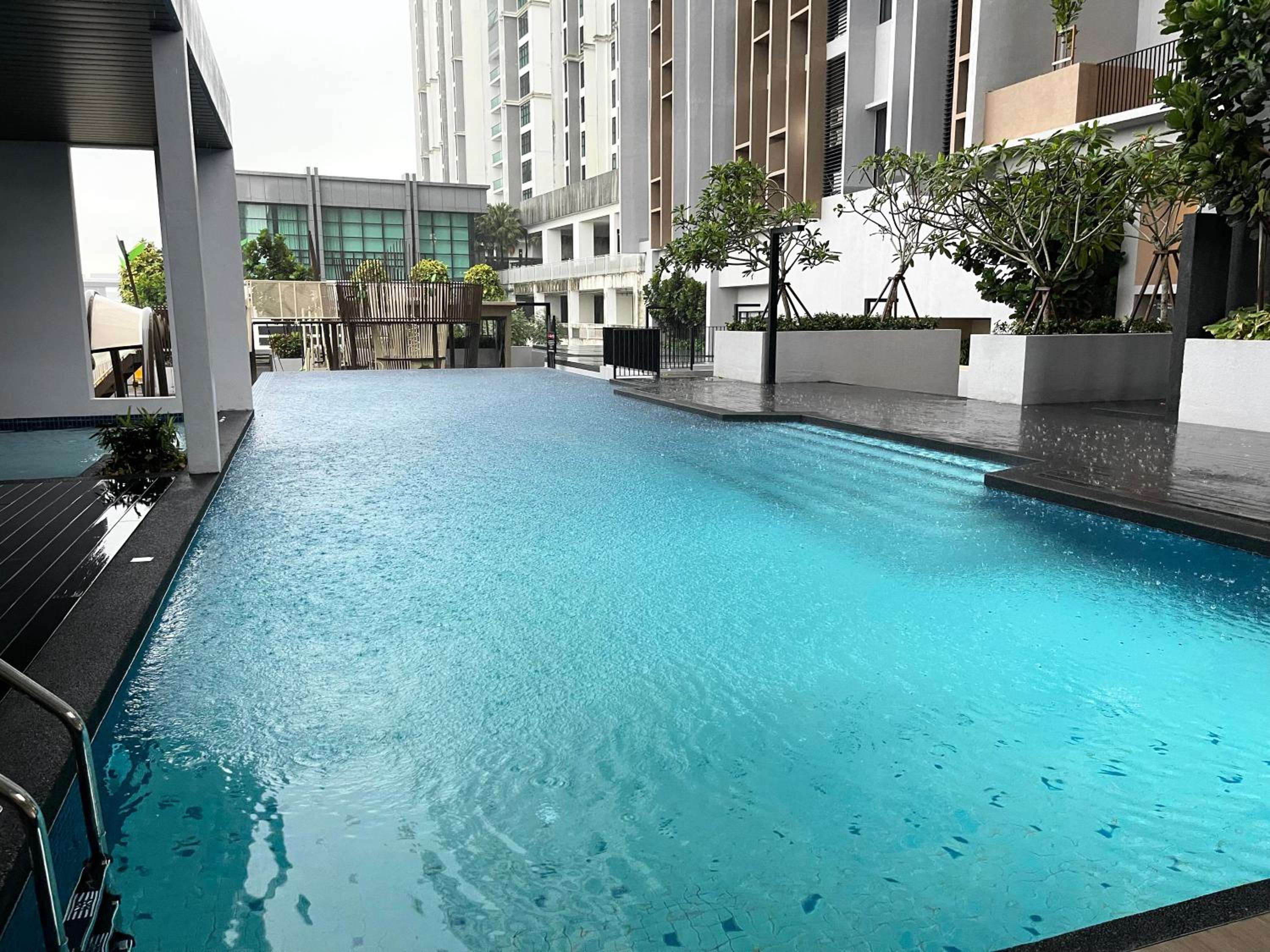 Dualkeys Studio Apartment Bukit Indah photo 8