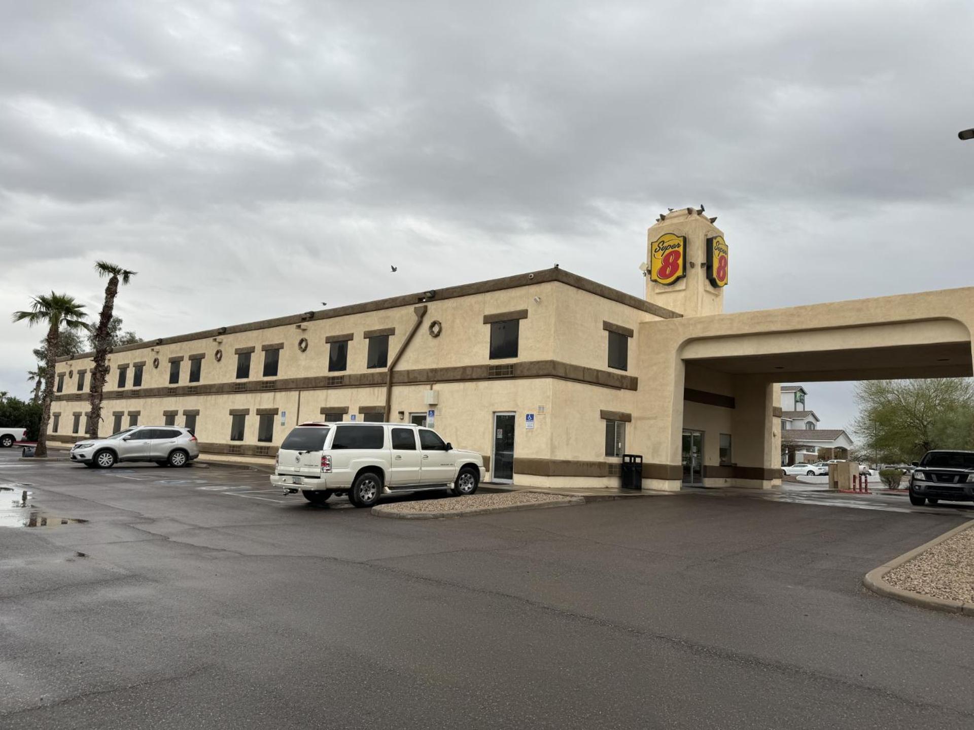 Casa Grande Vacations - Super 8 by Wyndham Casa Grande - Property Image 1
