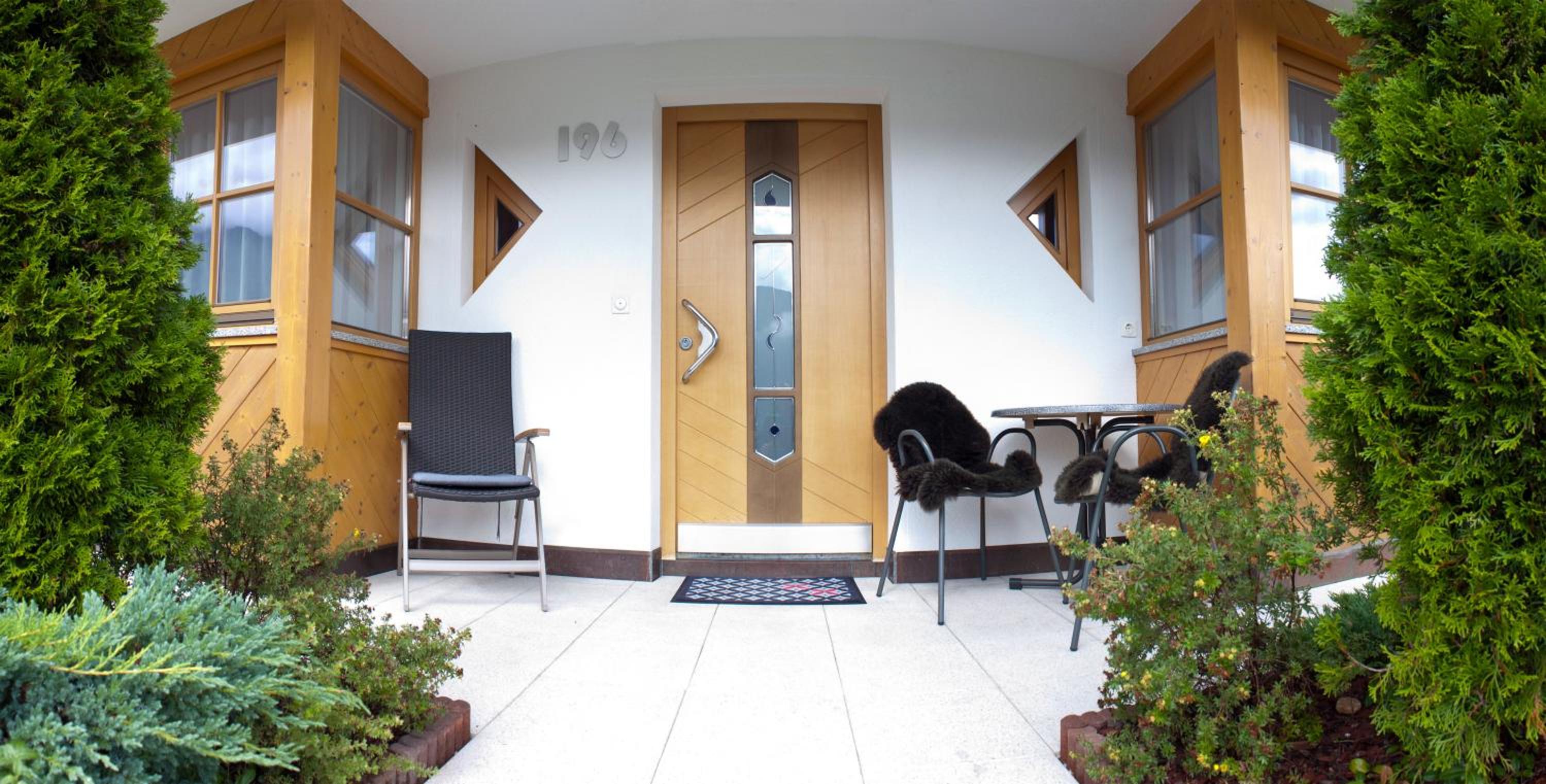 Haus Nikola view 3