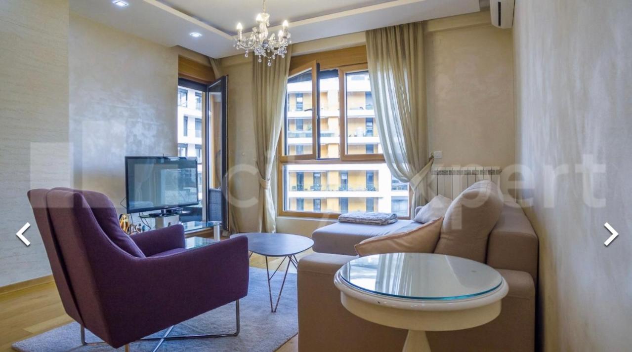 Central Garden modern 1 bedroom condominium complex view 2