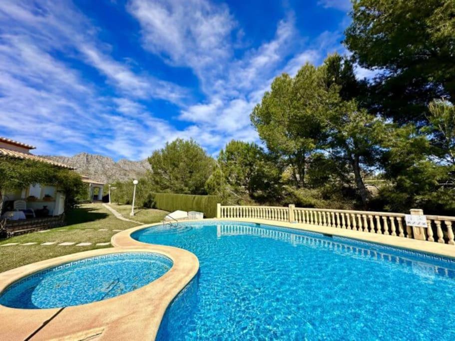 Tranquil two bedroom house in Beniarbeig