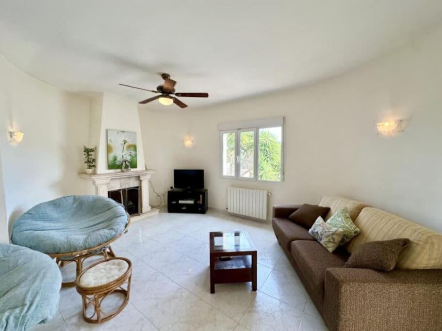 Three bedroom villa with private pool in Moraira