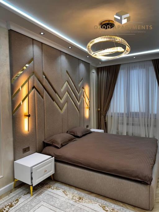 Premium 3- roomed apartment near REGISTAN view 2