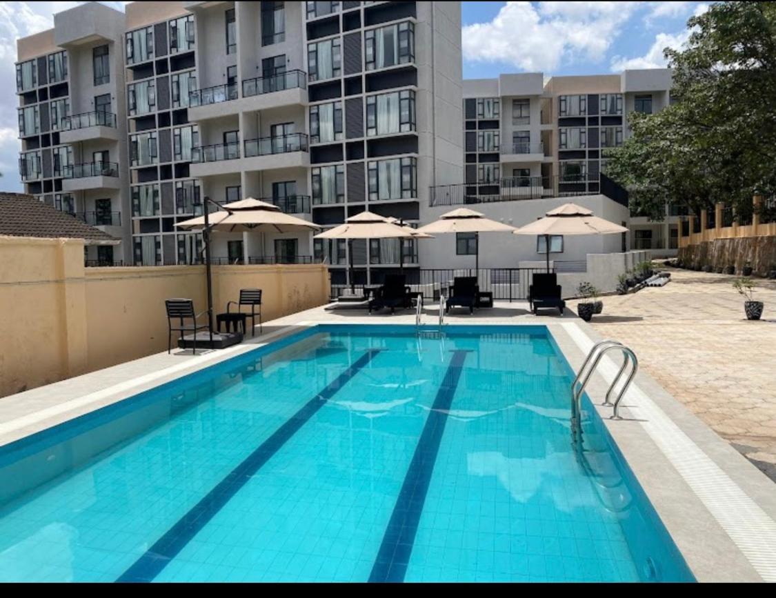 4 Elizabeth Golf Apartment