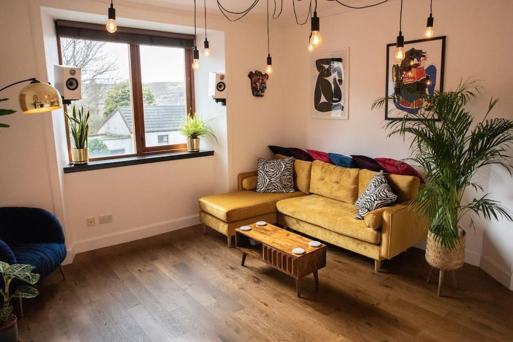 Stylish three-bedroom house in central Lerwick view 5