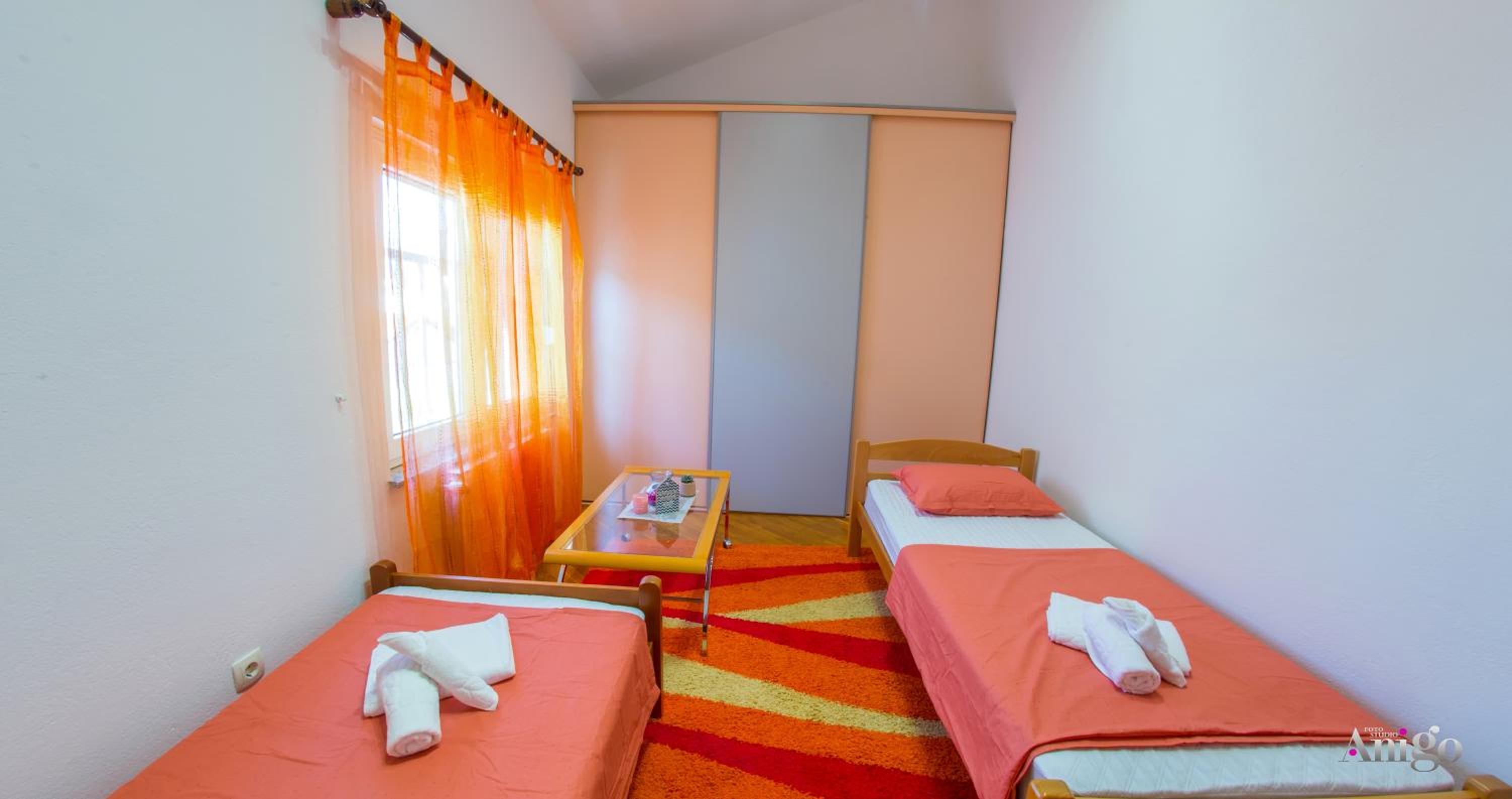 Spacious apartment overlooking Mostar