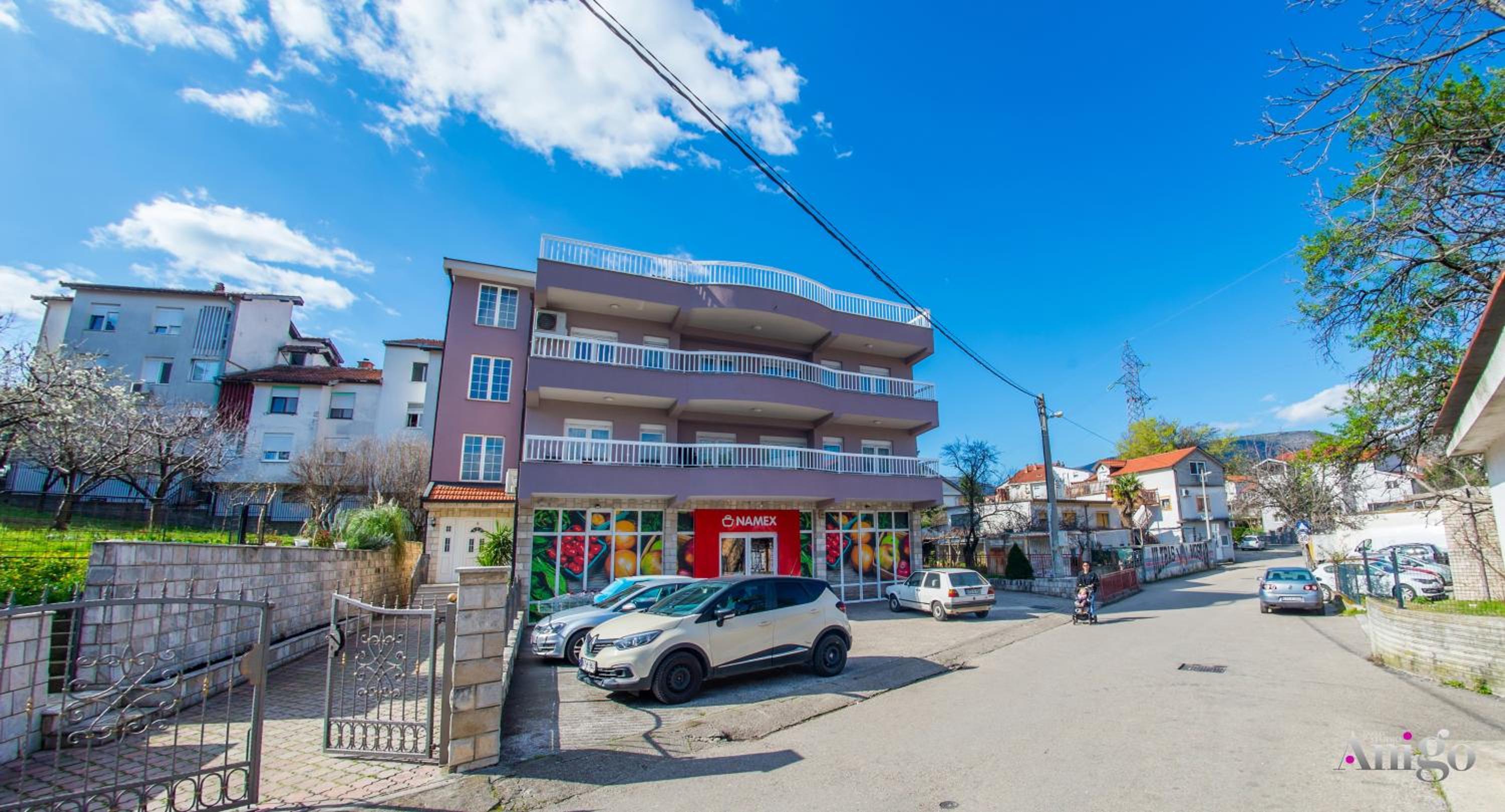Spacious apartment overlooking Mostar