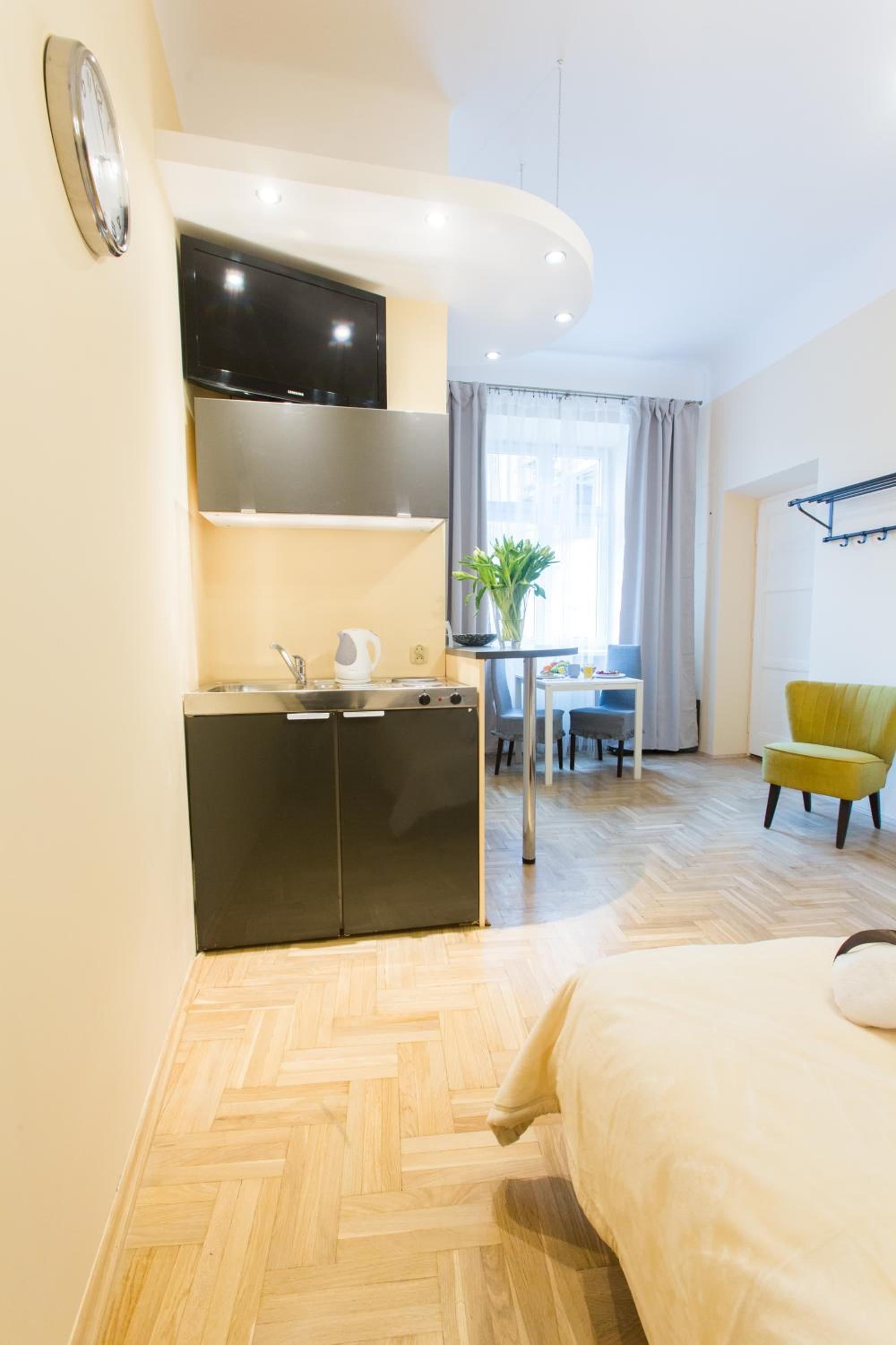 Apartments Roman