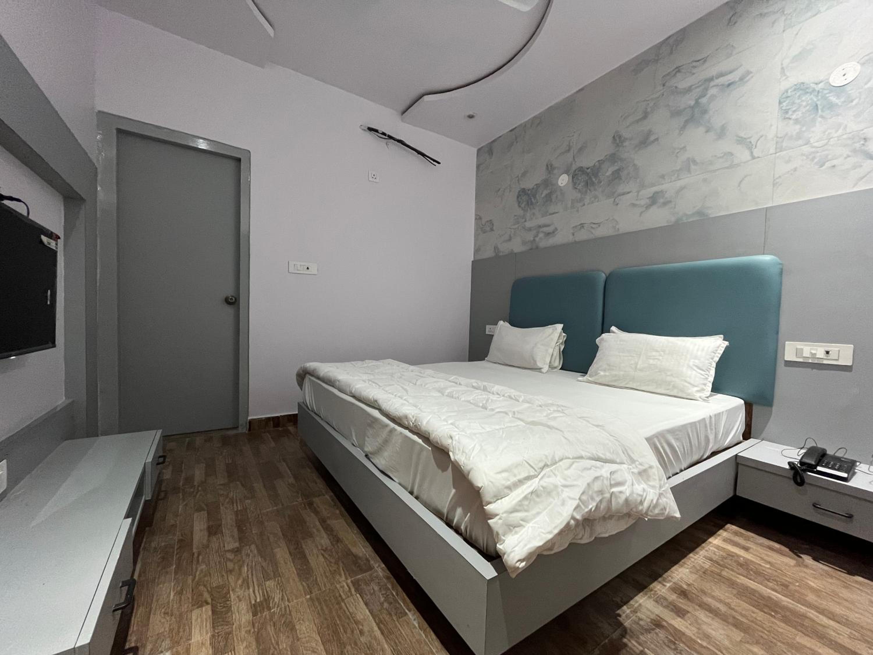 Hotel Shree Radham