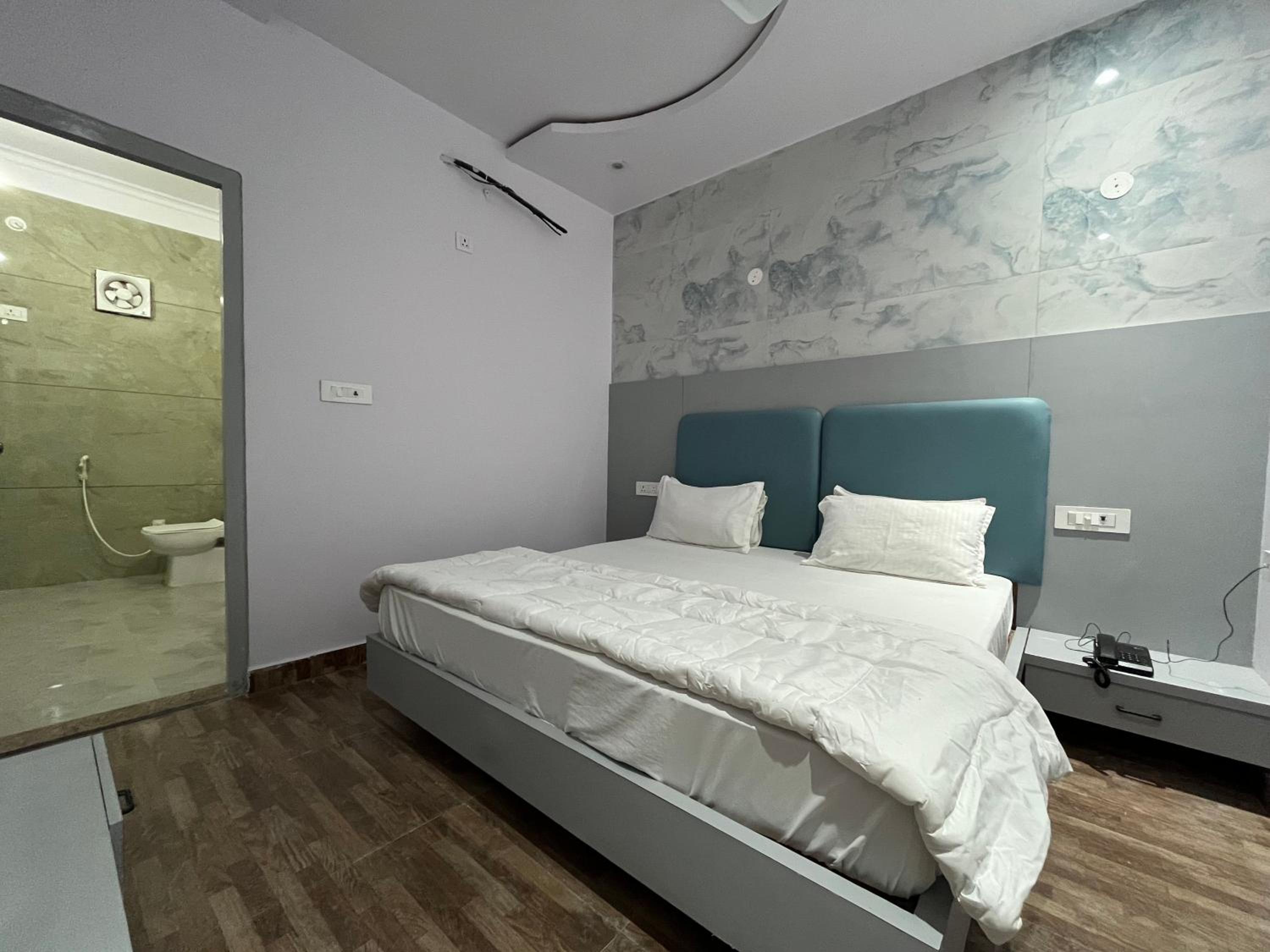 Hotel Shree Radham