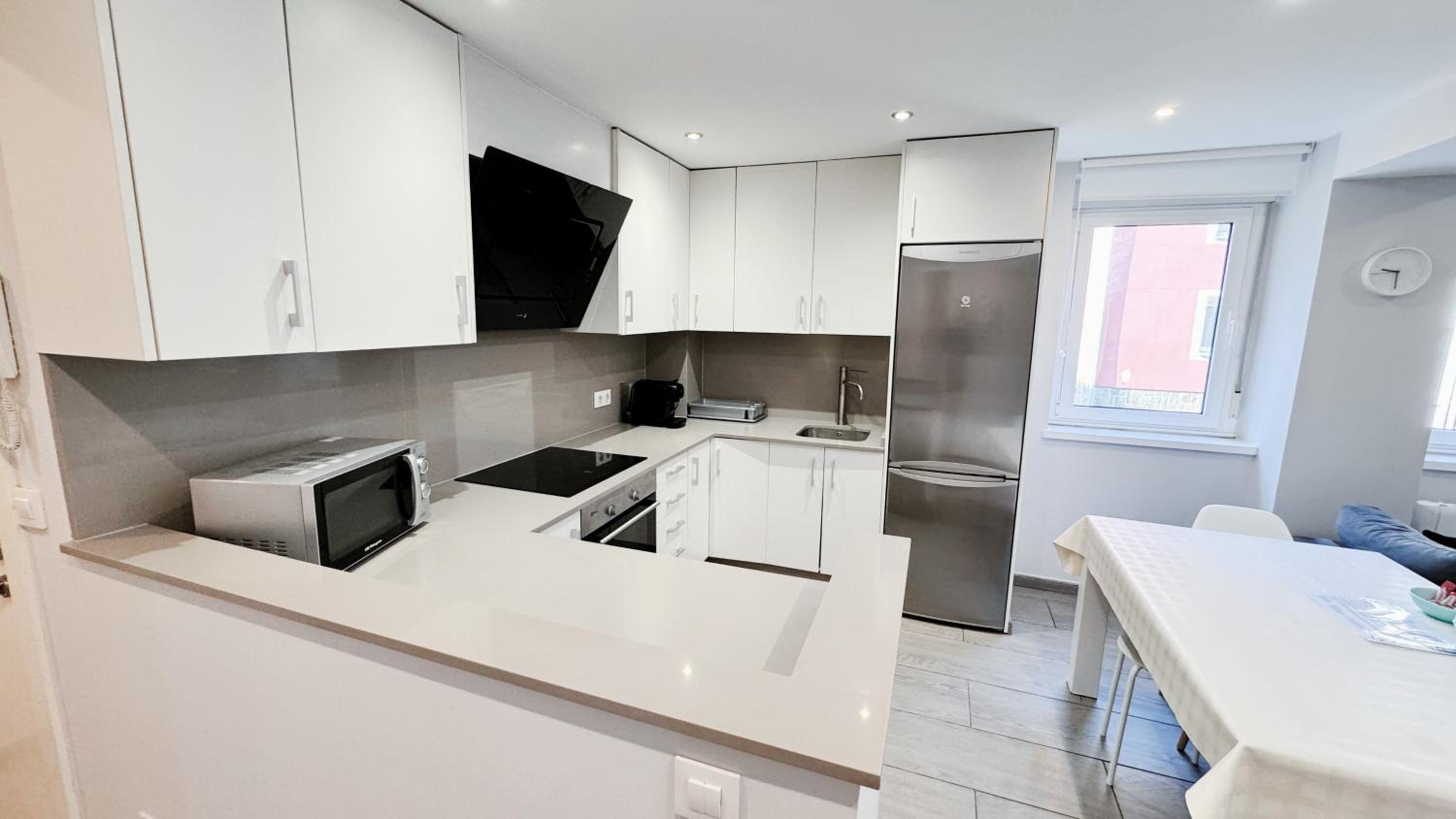 Avenida de Arteixo. Precioso apartamento - Property Image 5