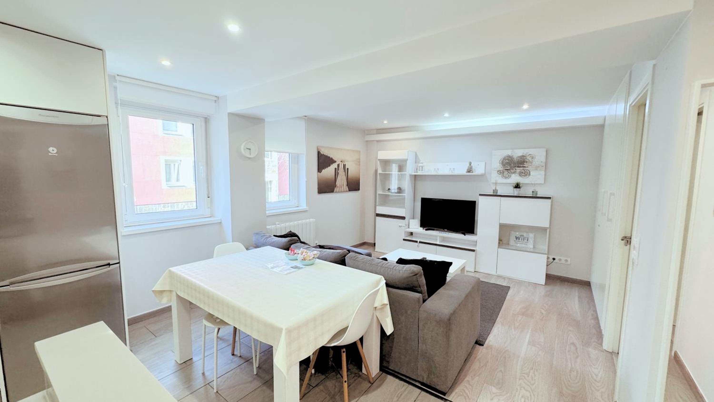 Avenida de Arteixo. Precioso apartamento - Property Image 34