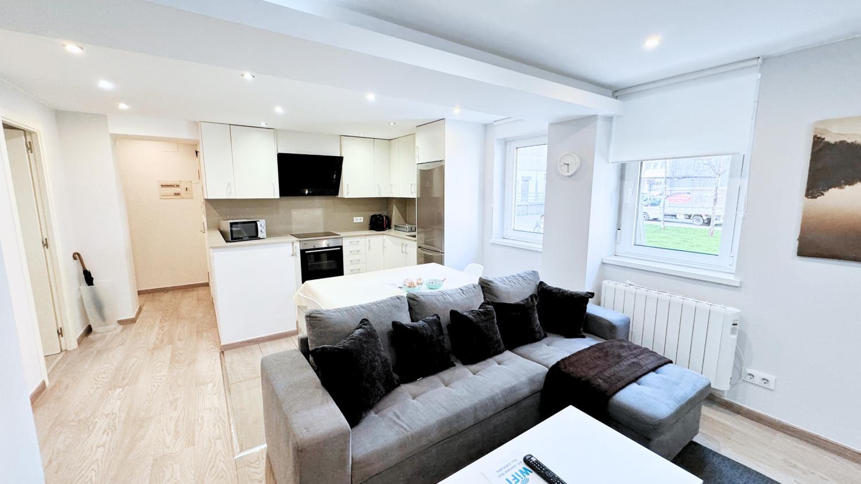 Avenida de Arteixo. Precioso apartamento - Property Image 32