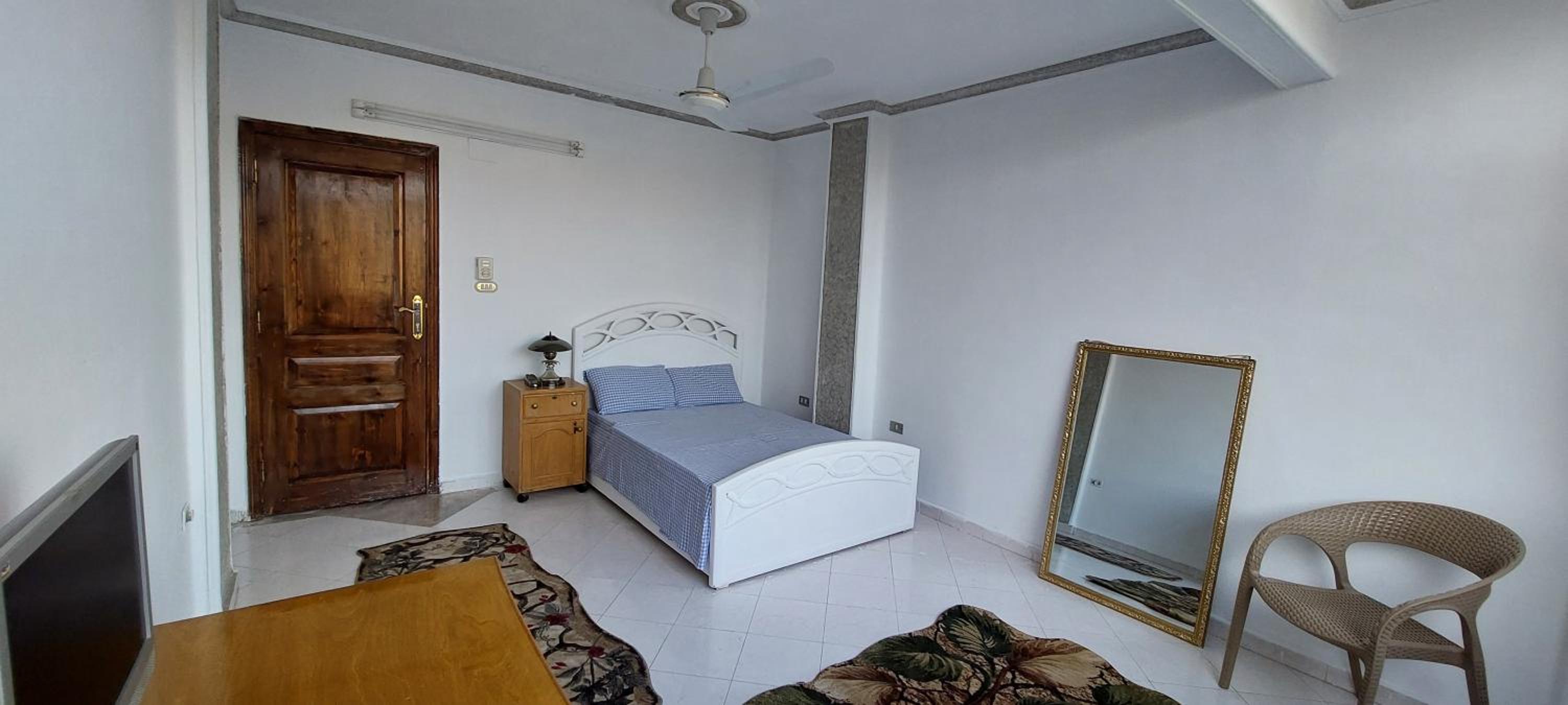 Cozy Room with beautiful view In sheikh Zayed