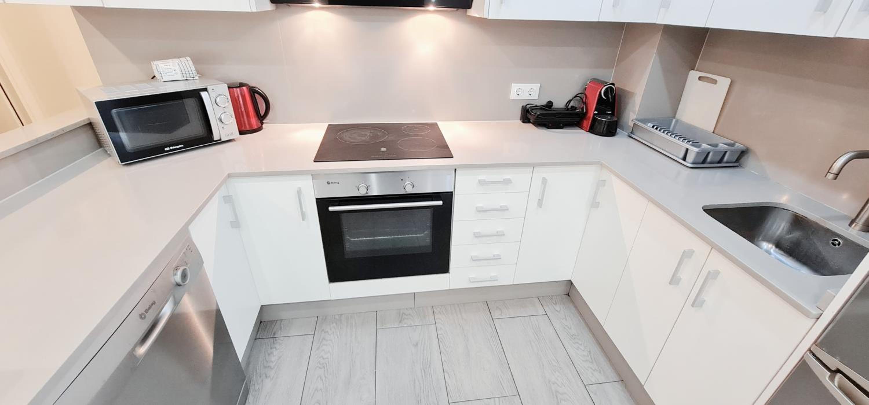 Avenida de Arteixo. Precioso apartamento - Property Image 3