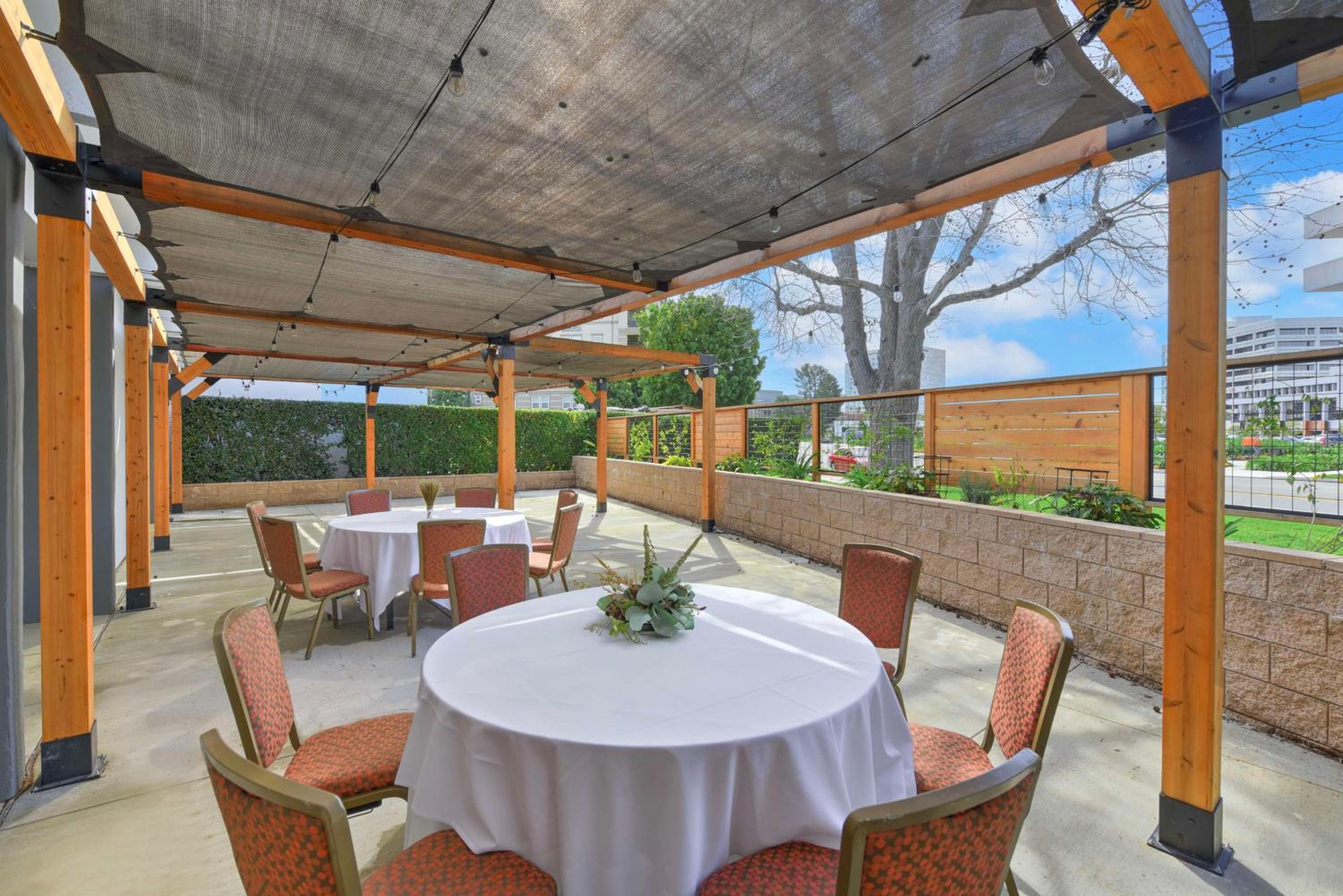 Orange County/Anaheim Vacations - Hilton Irvine/Orange County Airport - Property Image 3