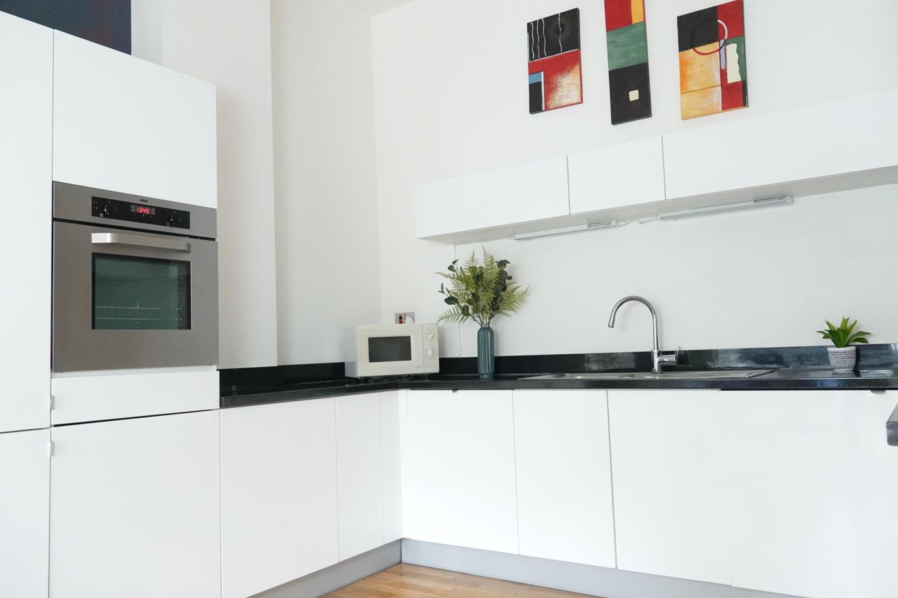 Luxury, Spacious 2 Bed flat in London