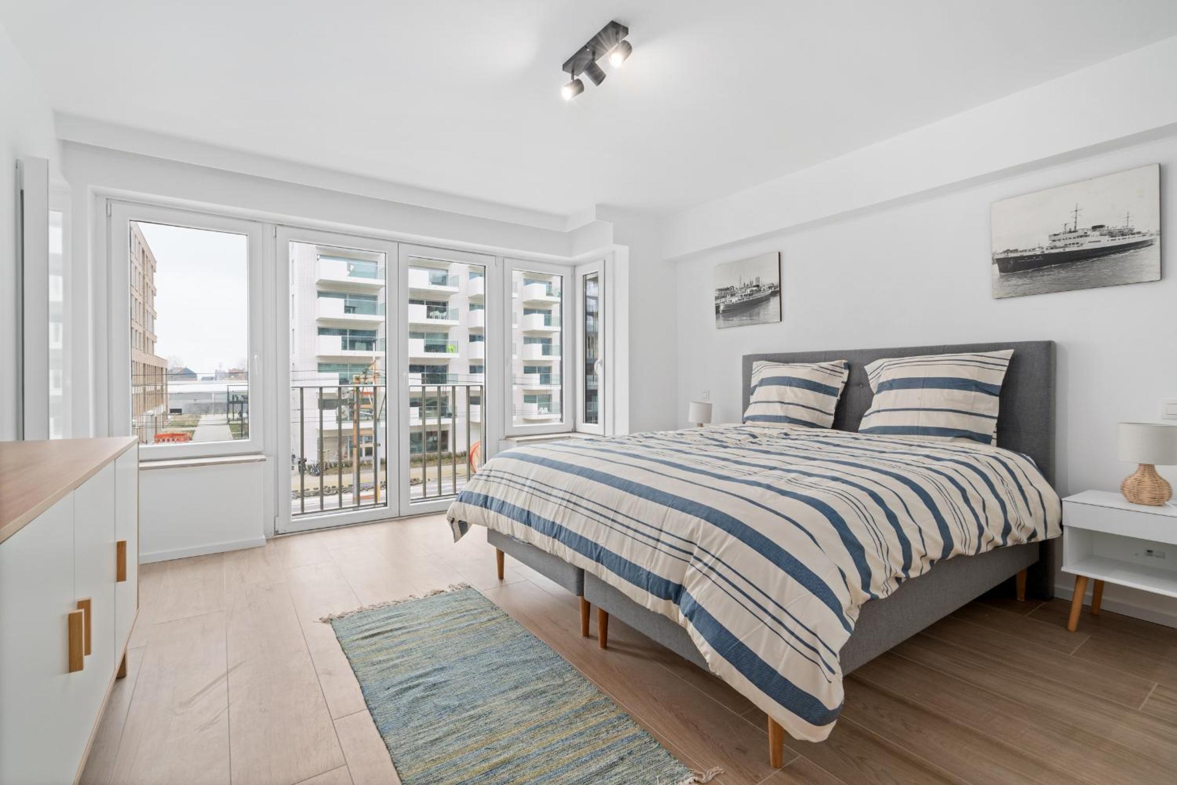 Splendid two-bedroom flat frontal seaview - 