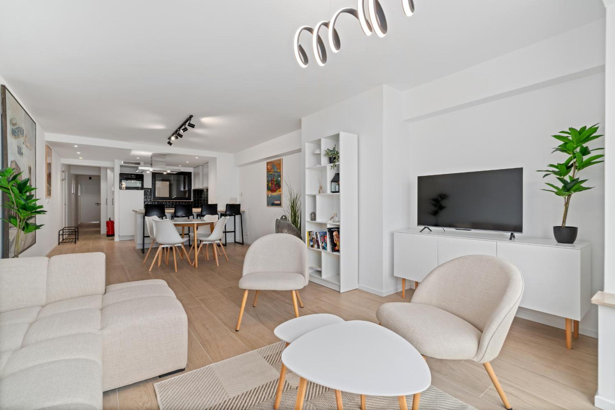 Splendid two-bedroom flat frontal seaview - 