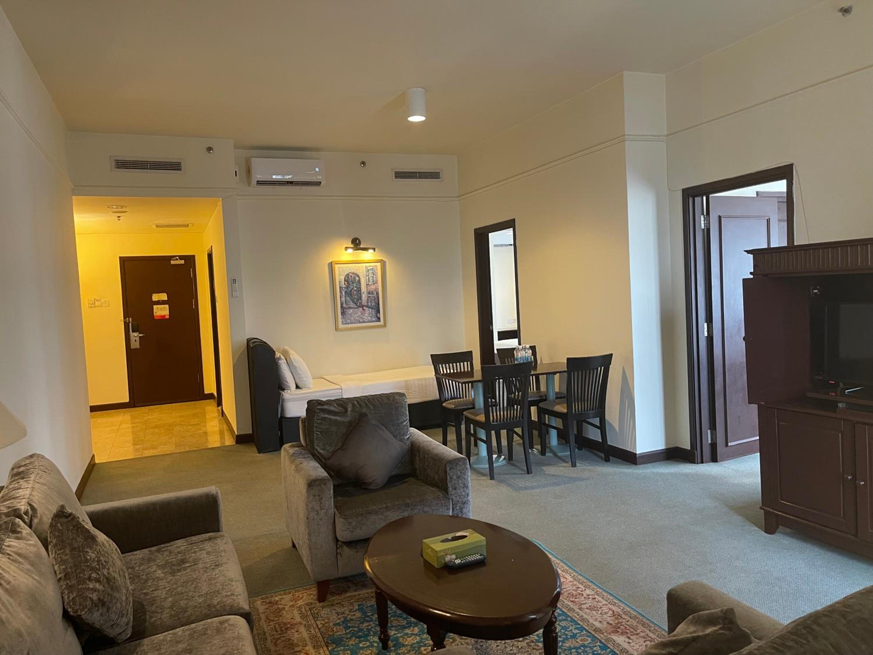 RN Service Suites At Times Square KL