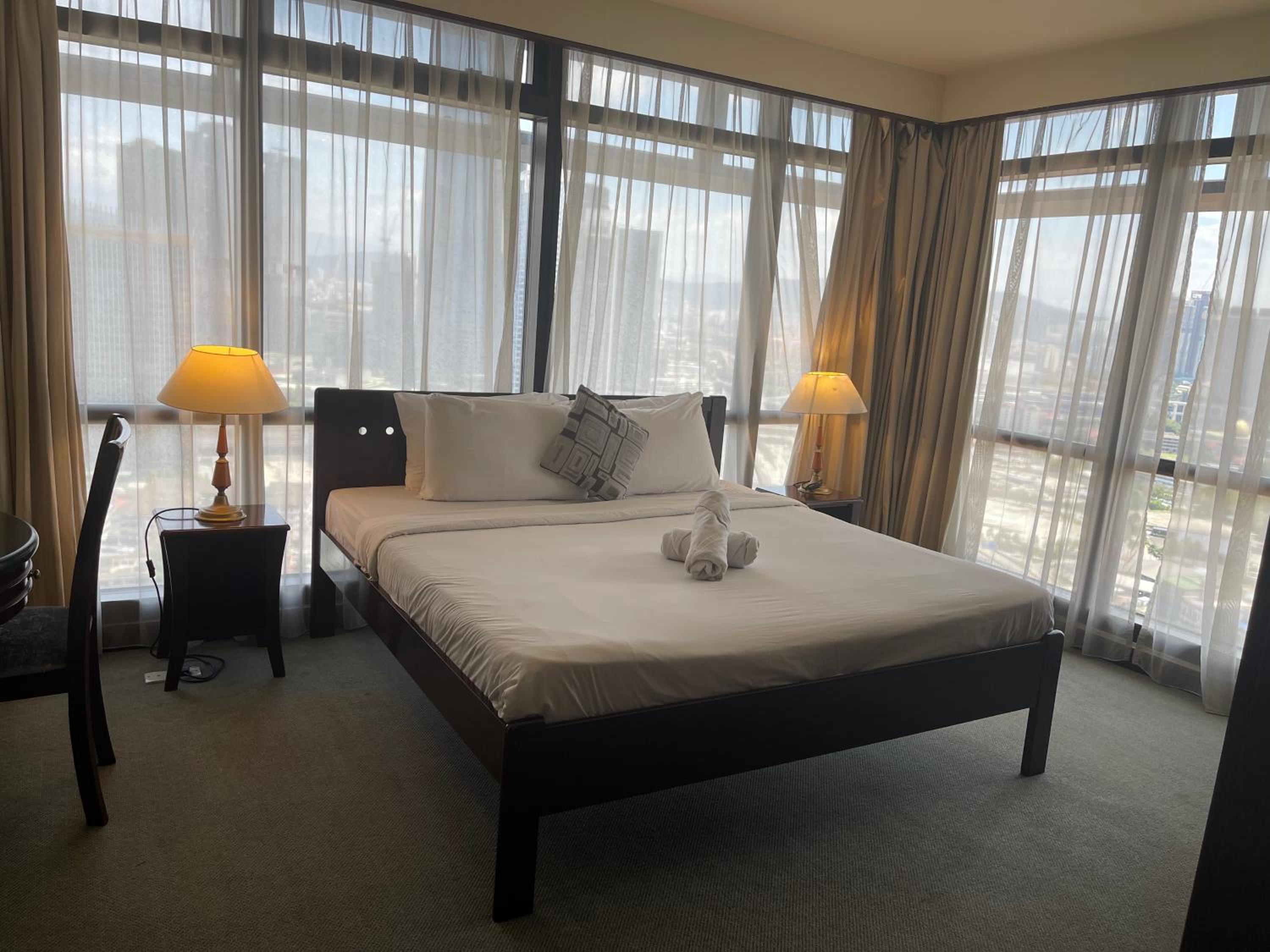 RN Service Suites At Times Square KL