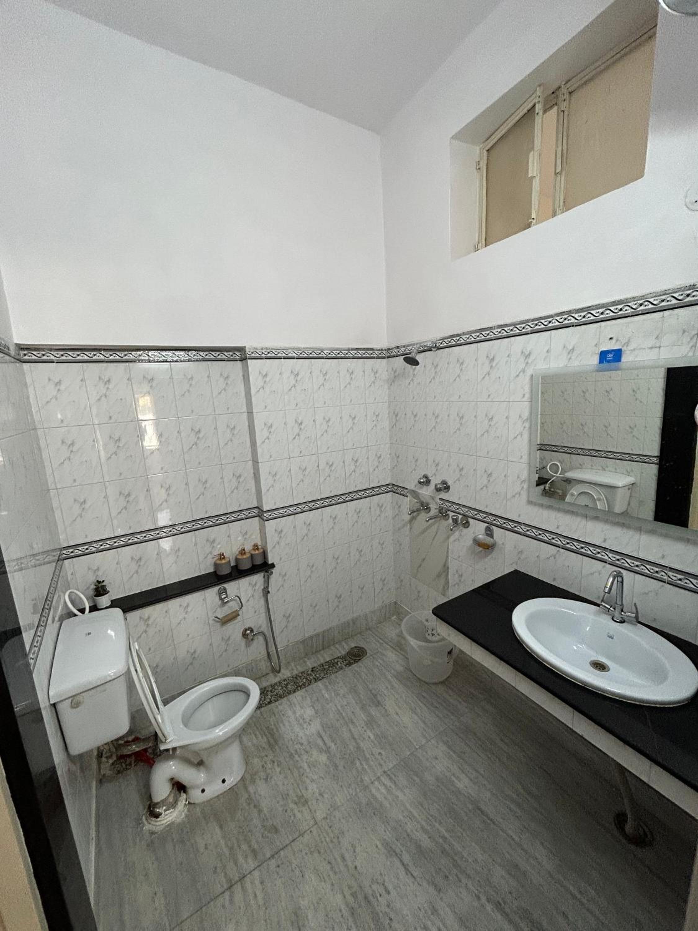 Colonial 3br Villa In Dehradun With Outdoor Jacuzzi By Especial Rentals