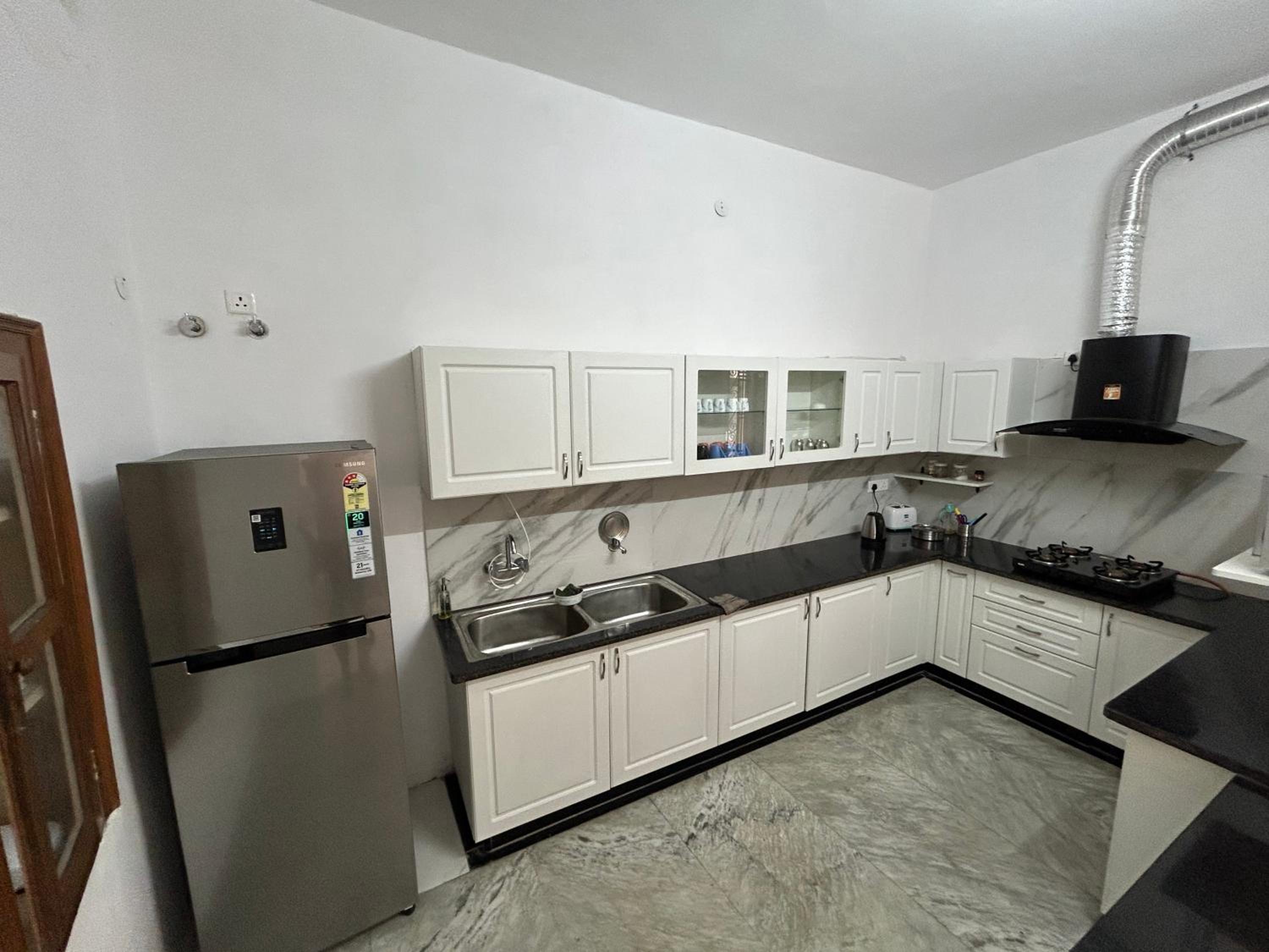 Colonial 3br Villa In Dehradun With Outdoor Jacuzzi By Especial Rentals