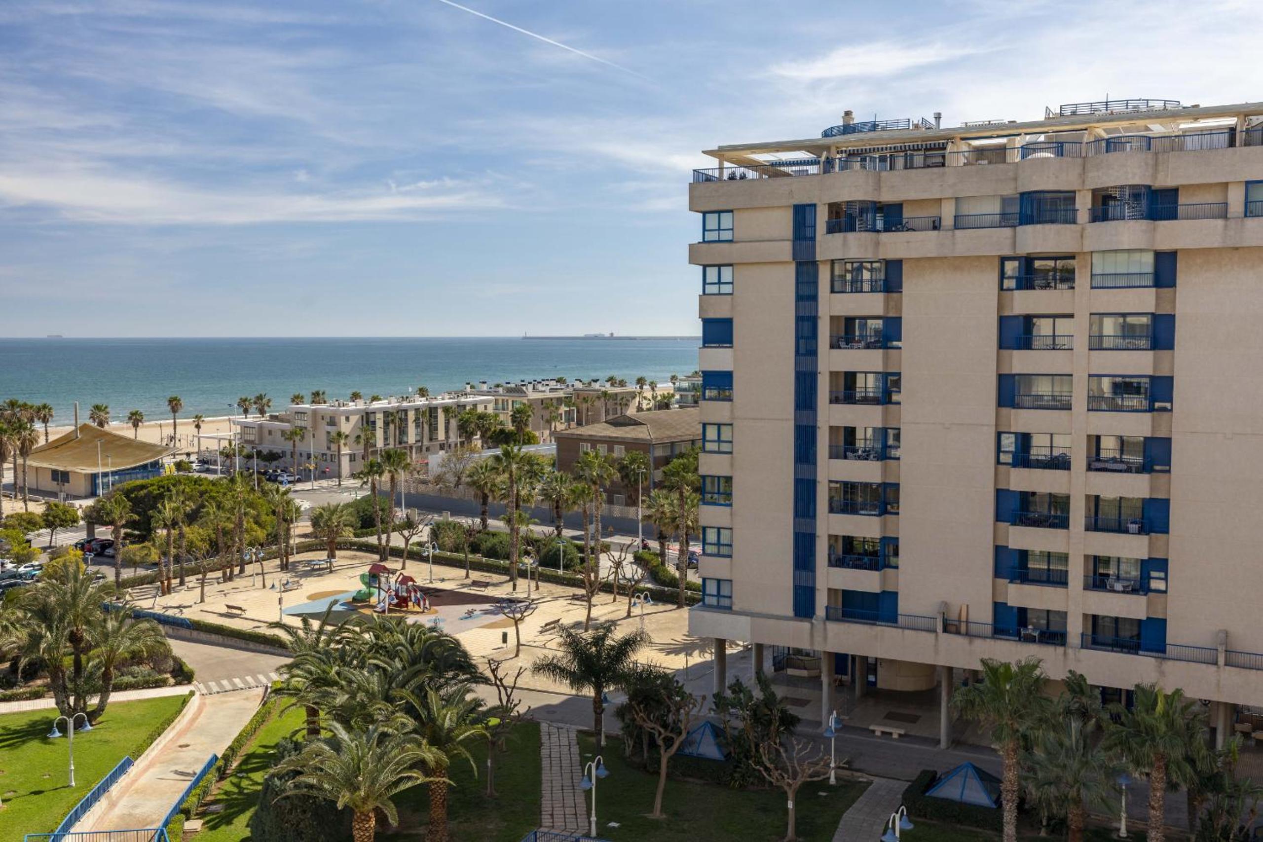 ApartUP Patacona Infinity